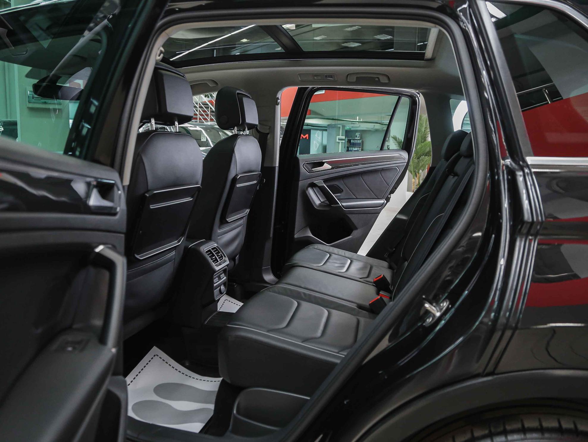 Volkswagen Tiguan 2017, черный, ДЦ Орехово