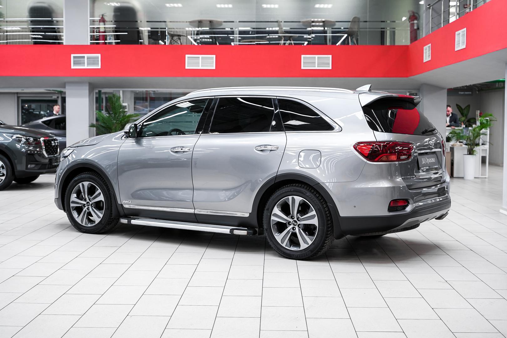 Kia Sorento 2018, серый, ДЦ Орехово