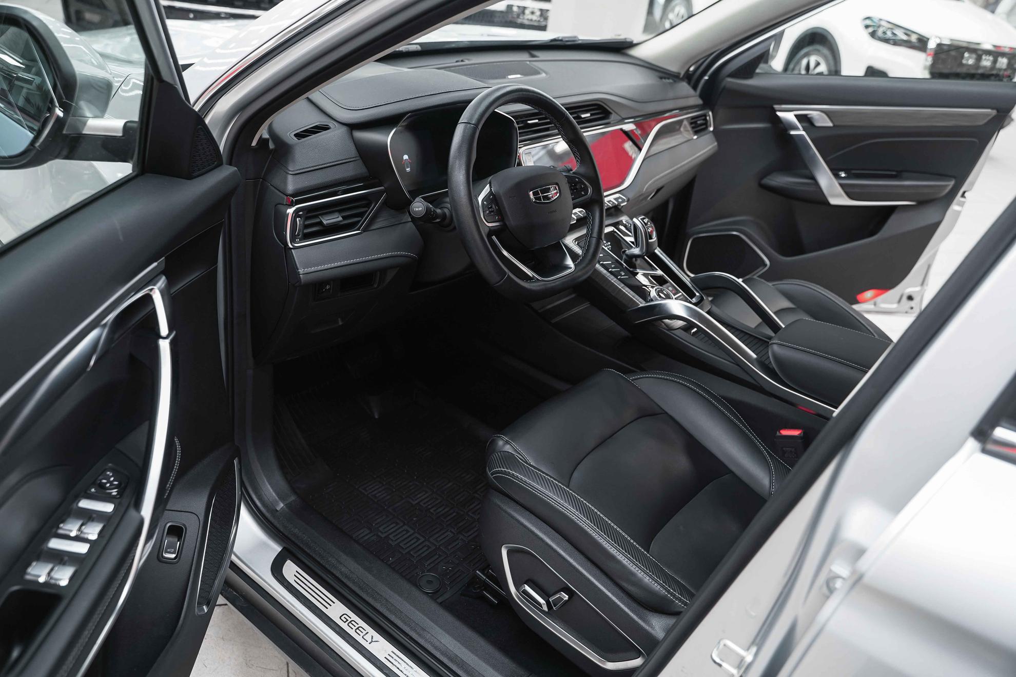 Geely Atlas Pro 2021, серый, ДЦ Орехово