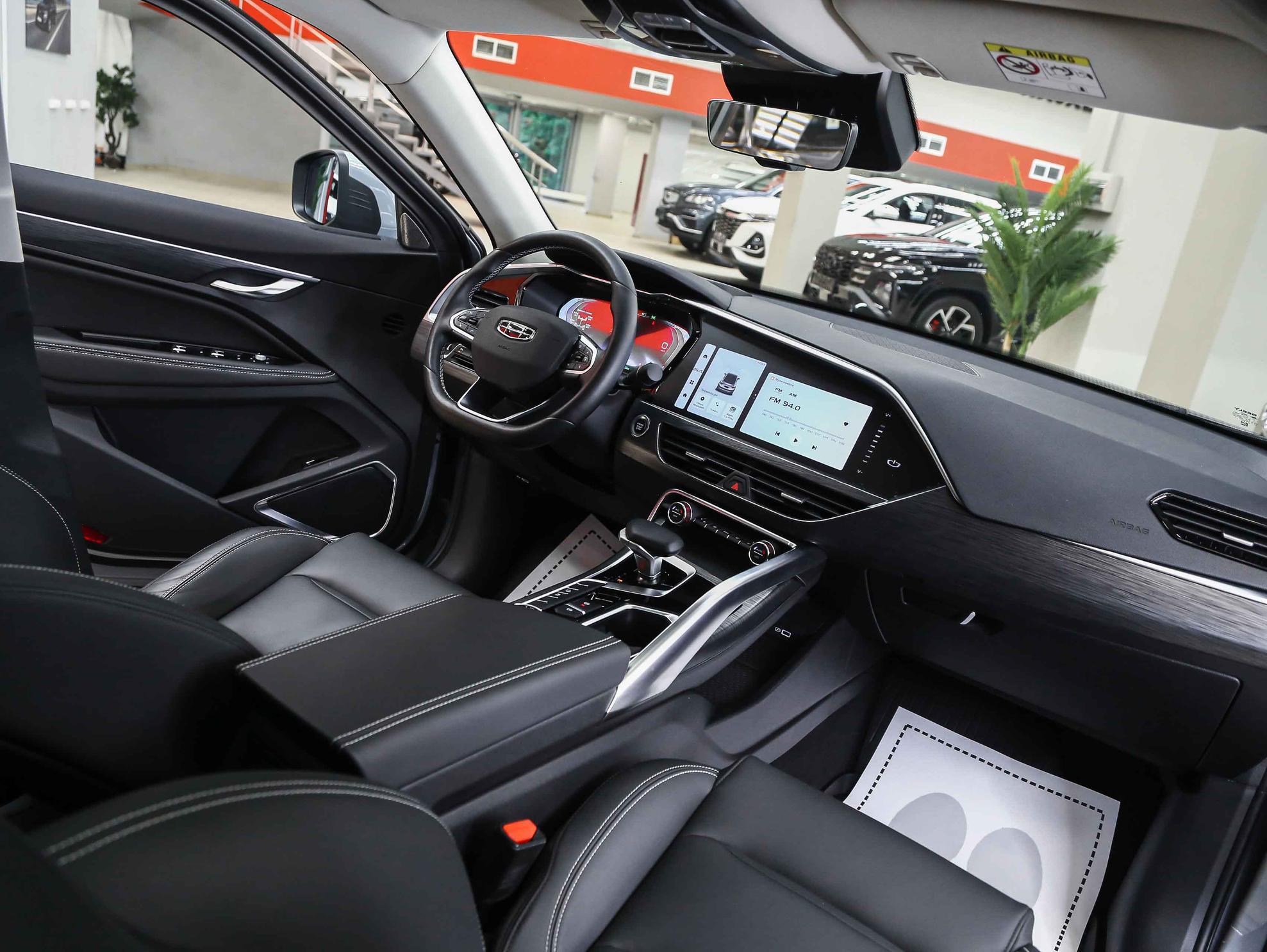 Geely Tugella 2023, серый, ДЦ Орехово