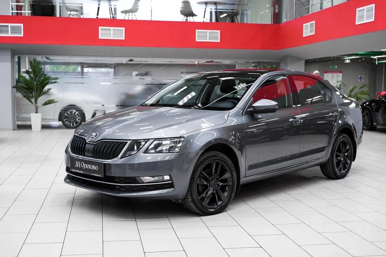 Skoda Octavia 2018, серый, ДЦ Орехово