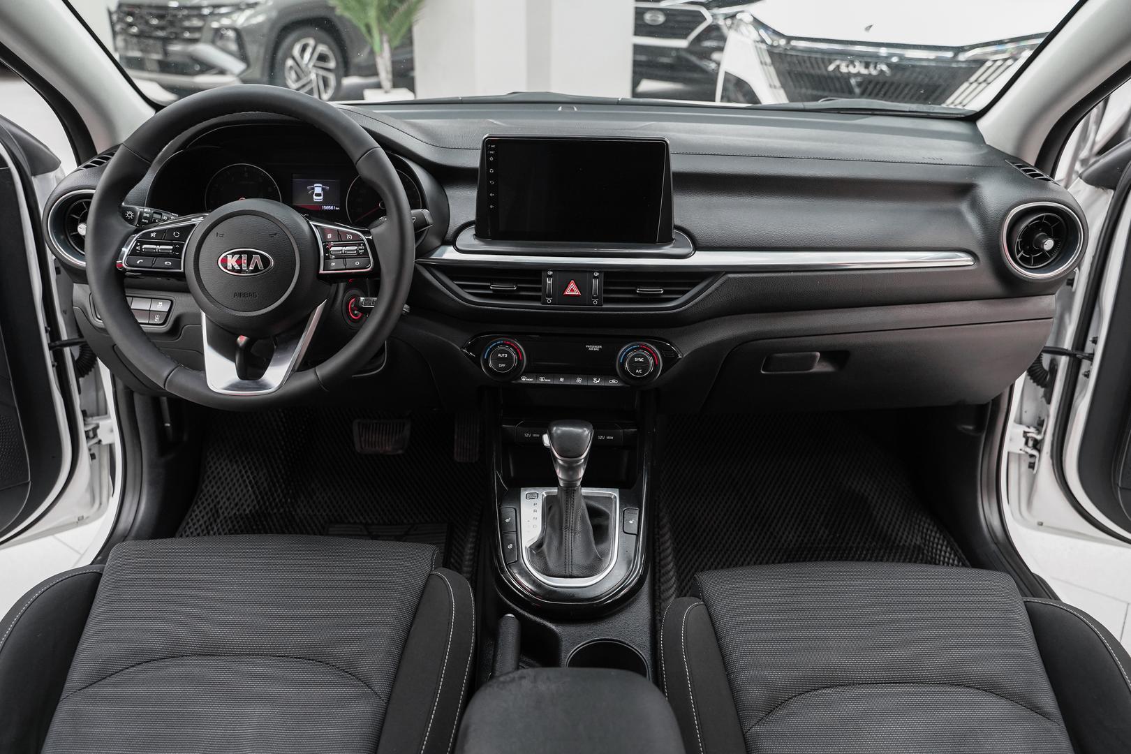 Kia Cerato 2018, белый, ДЦ Орехово