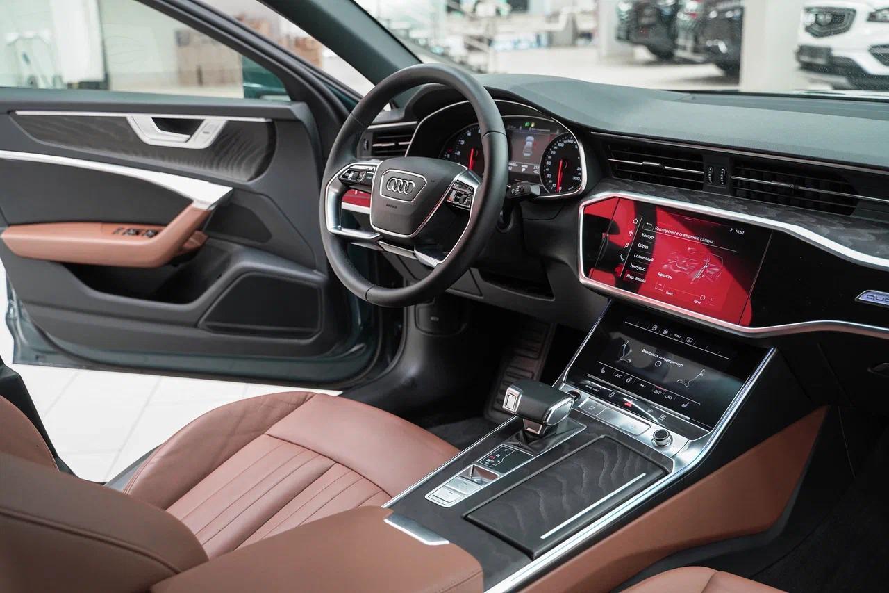 Audi A6 2021, зеленый, ДЦ Орехово