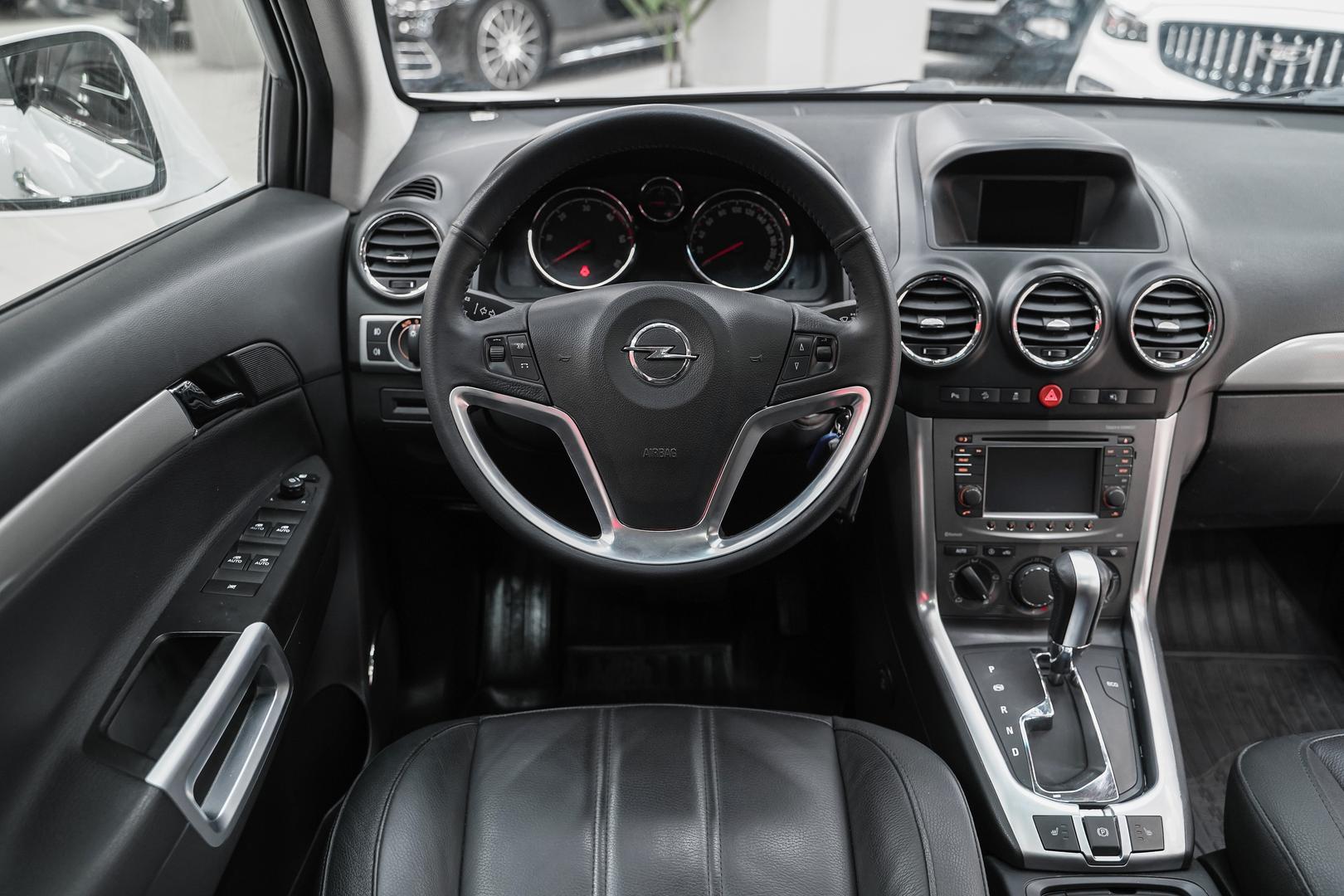 Opel Antara 2013, белый, ДЦ Орехово