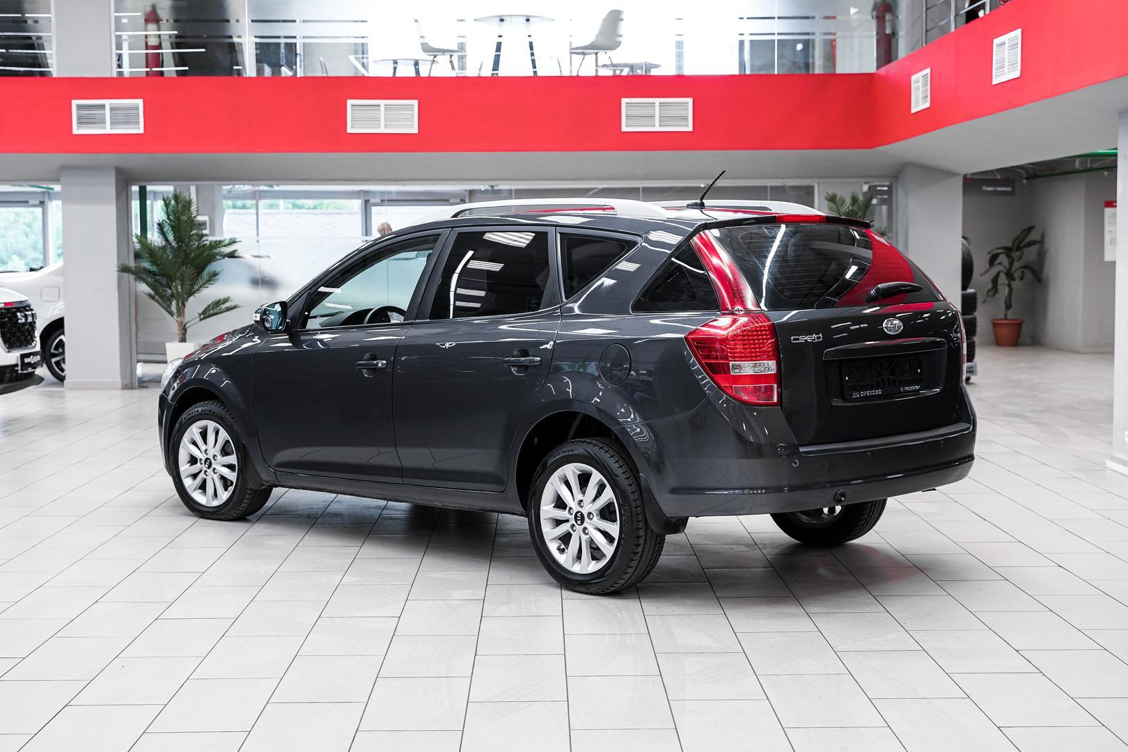 Kia Ceed 2011, серый, ДЦ Орехово