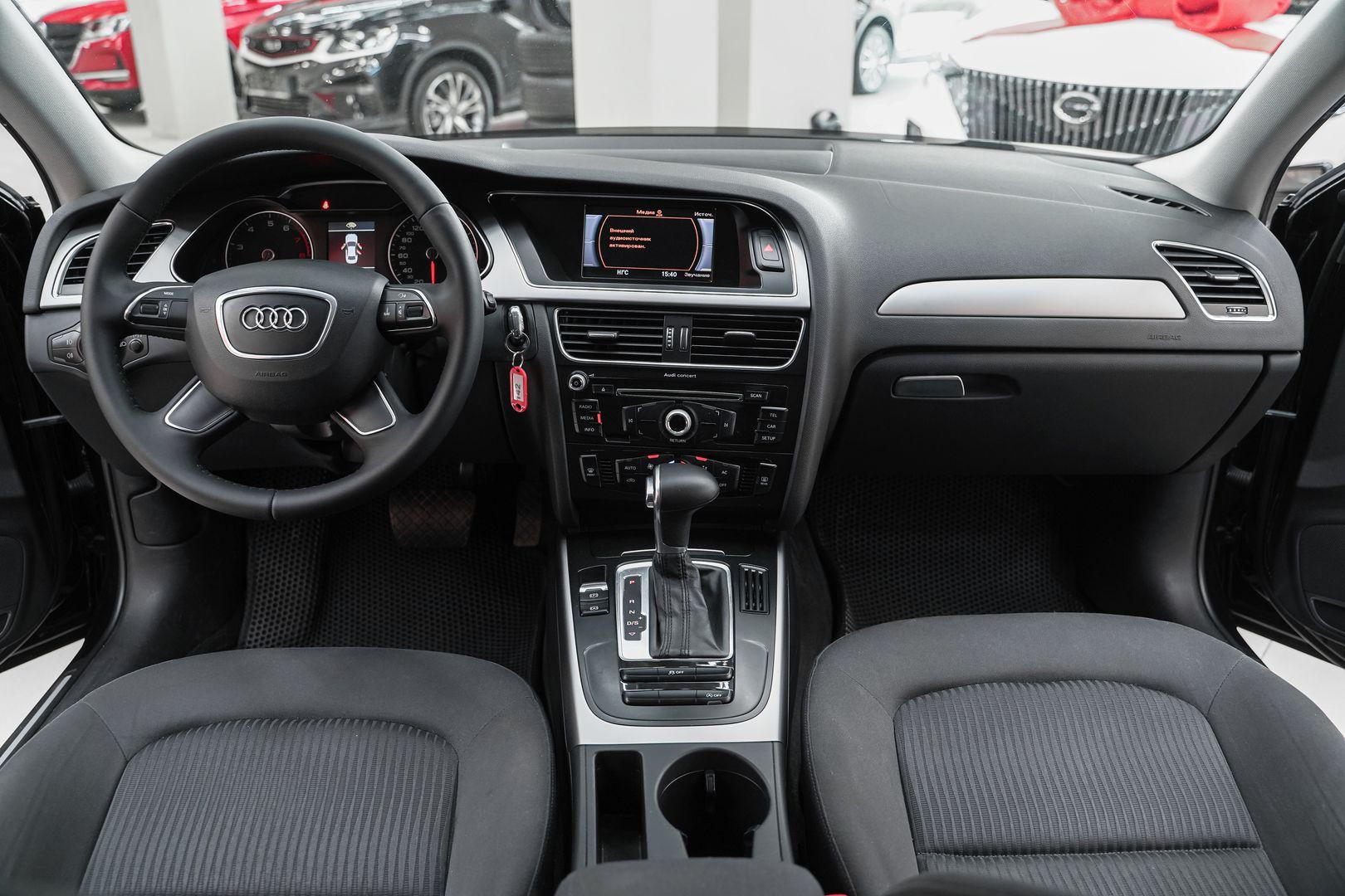 Audi A4 2012, черный, ДЦ Орехово