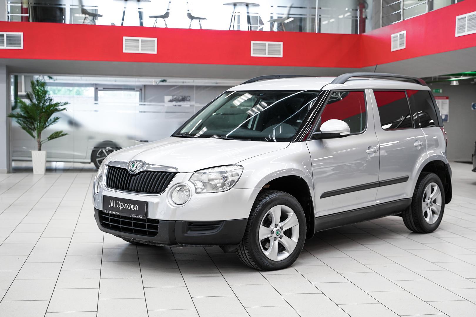Skoda Yeti 2012, серебряный, ДЦ Орехово