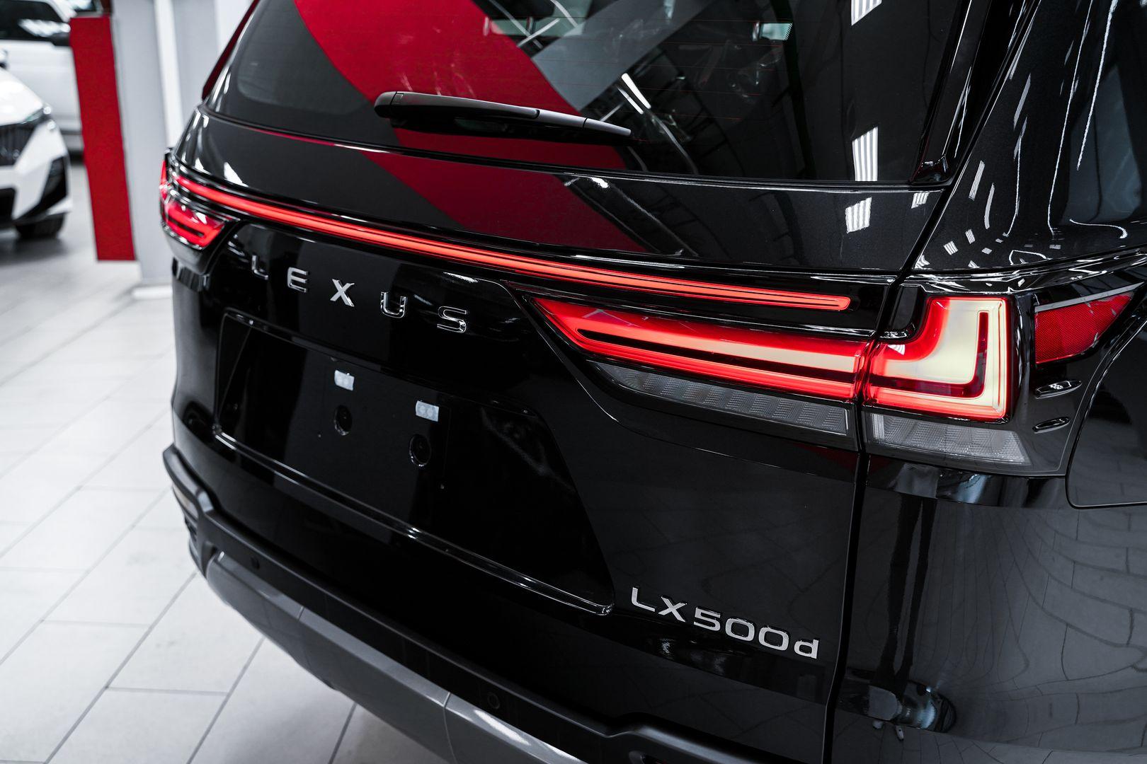 Lexus LX 2024, черный, ДЦ Орехово
