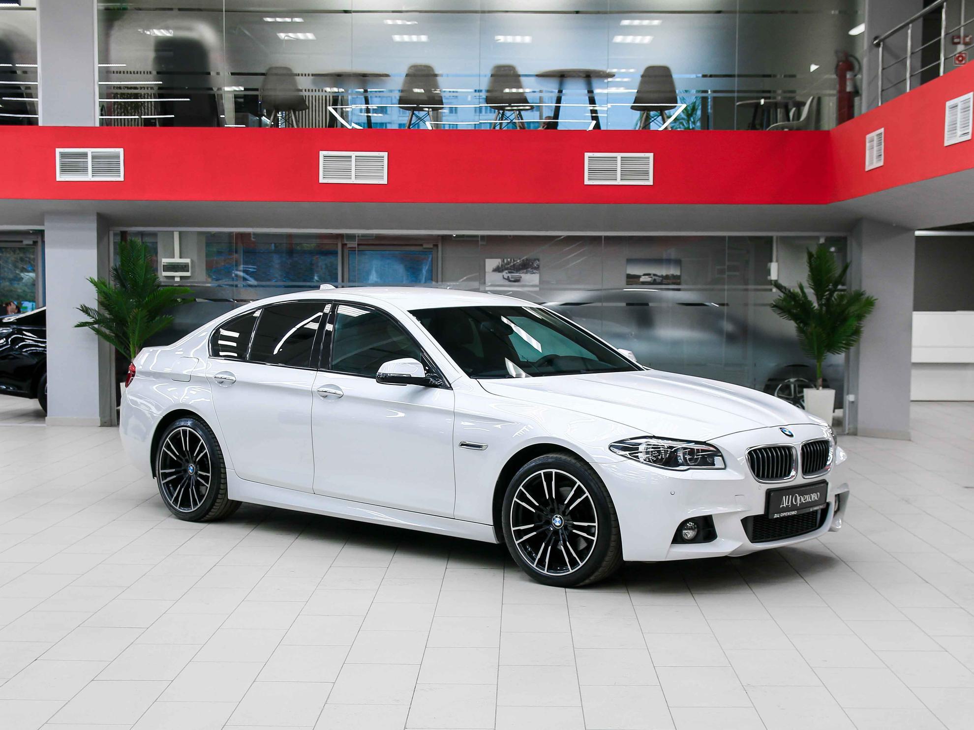 BMW 5 серии 2016, белый, ДЦ Орехово
