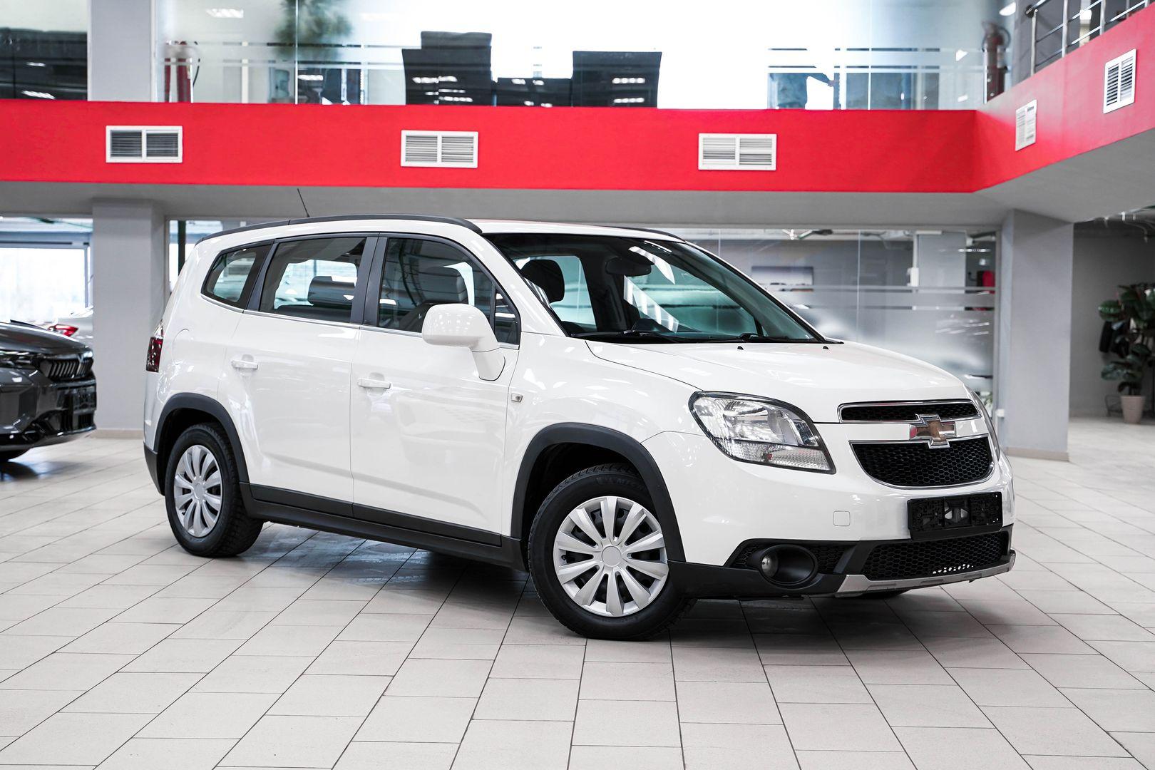 Chevrolet Orlando 2013, белый, ДЦ Орехово