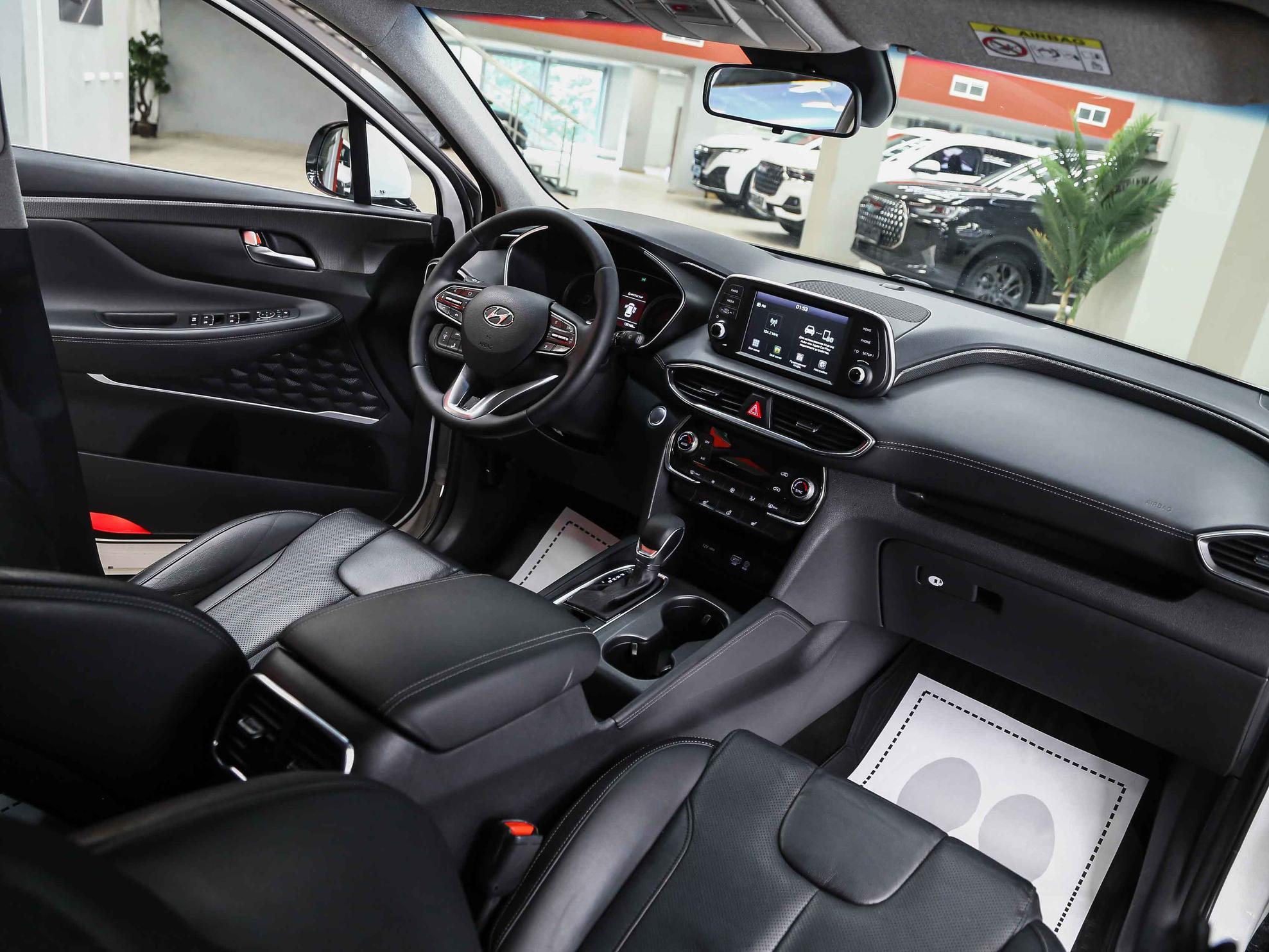Hyundai Santa Fe 2019, белый, ДЦ Орехово