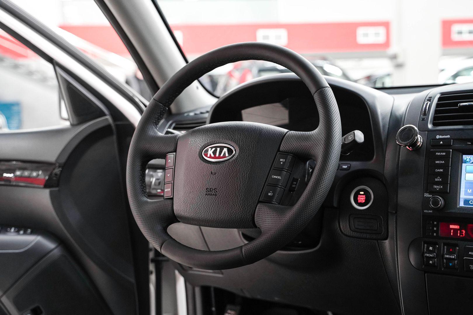 Kia Mohave 2011, белый, ДЦ Орехово
