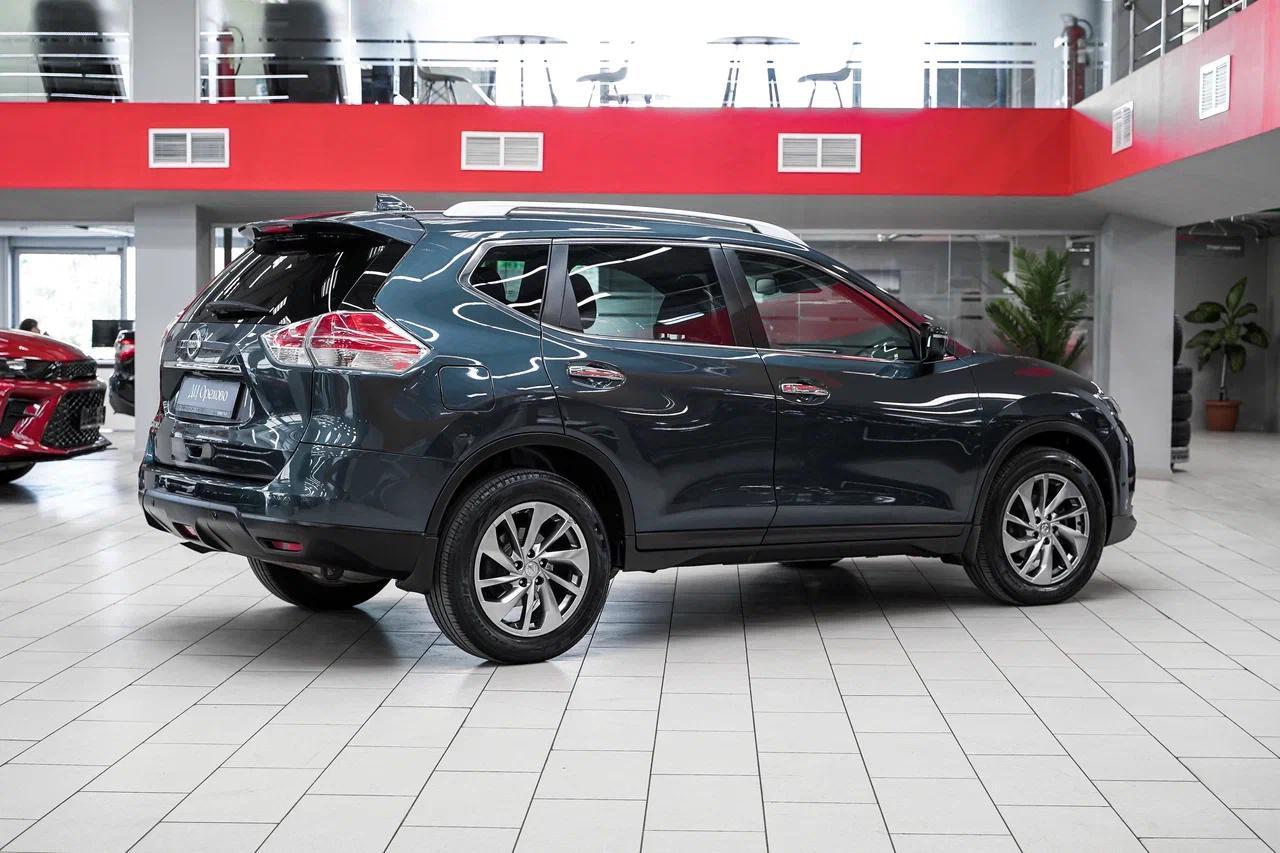 Nissan X-Trail 2017, синий, ДЦ Орехово