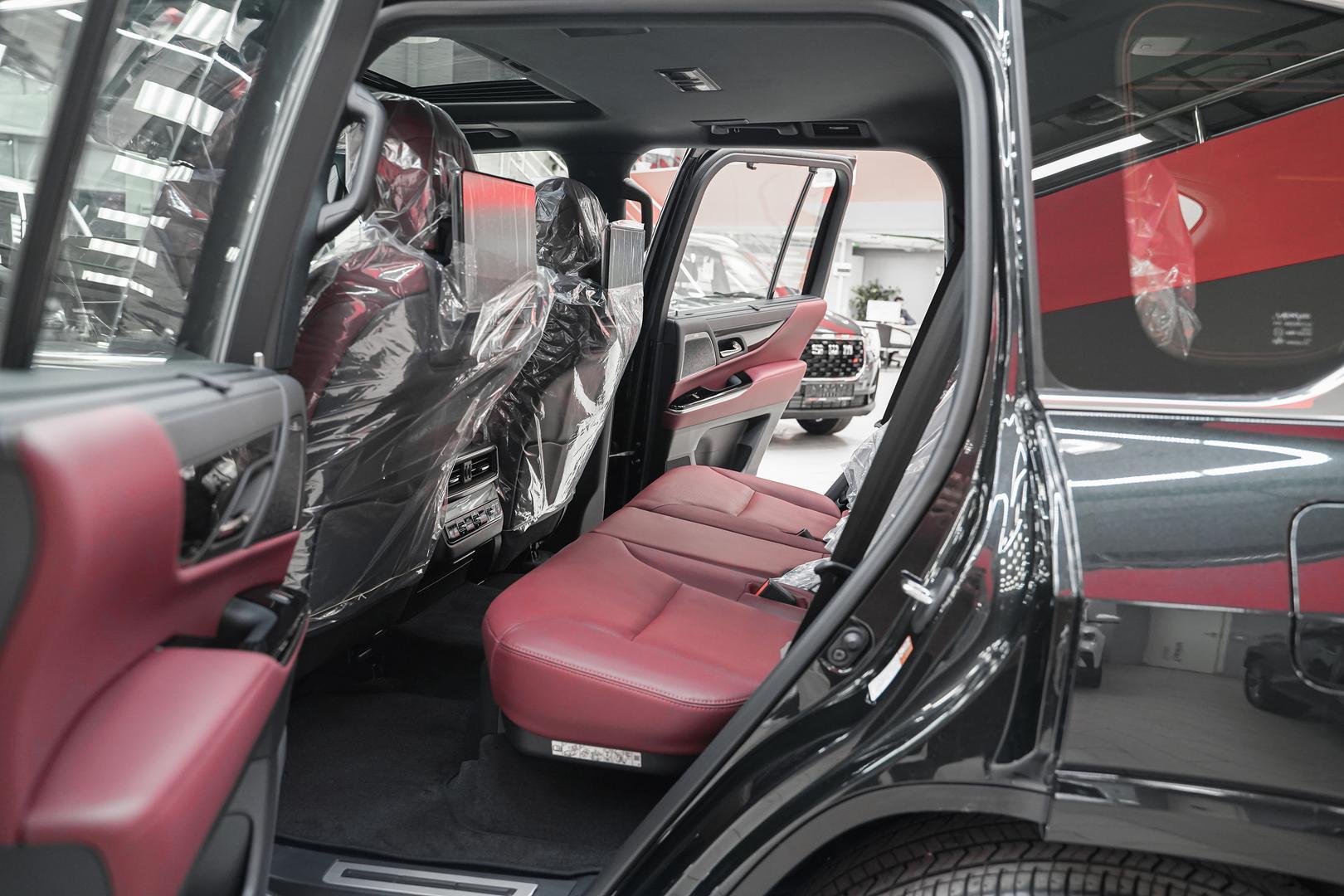 Lexus LX 2025, черный, ДЦ Орехово