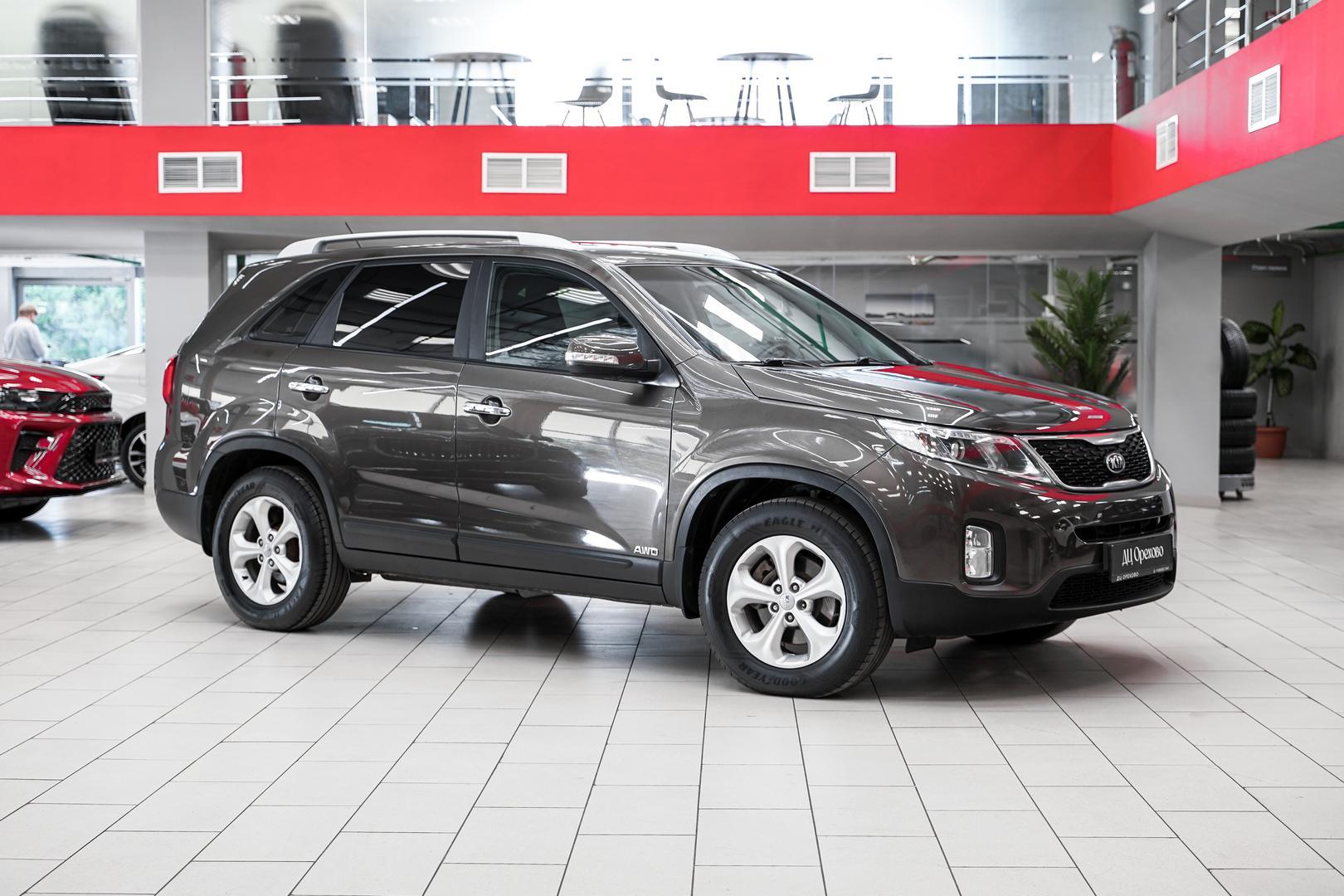 Kia Sorento 2015, бежевый, ДЦ Орехово