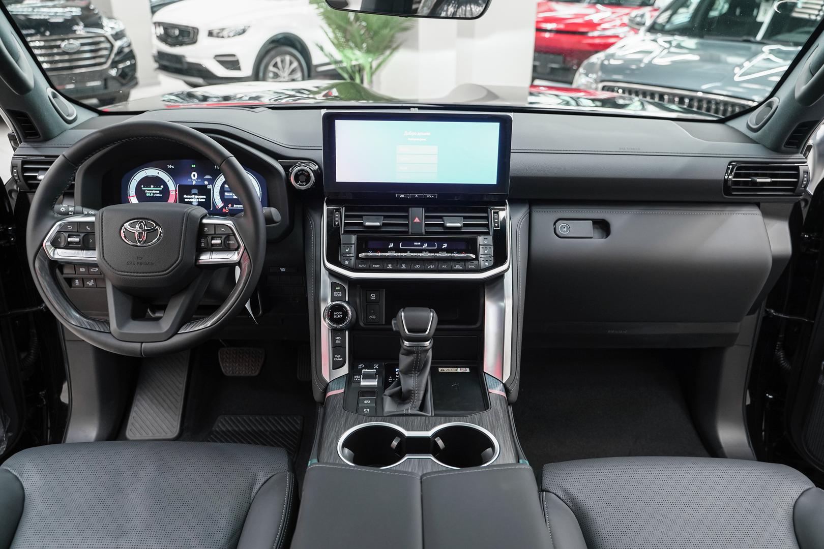 Toyota Land Cruiser 2025, черный, ДЦ Орехово