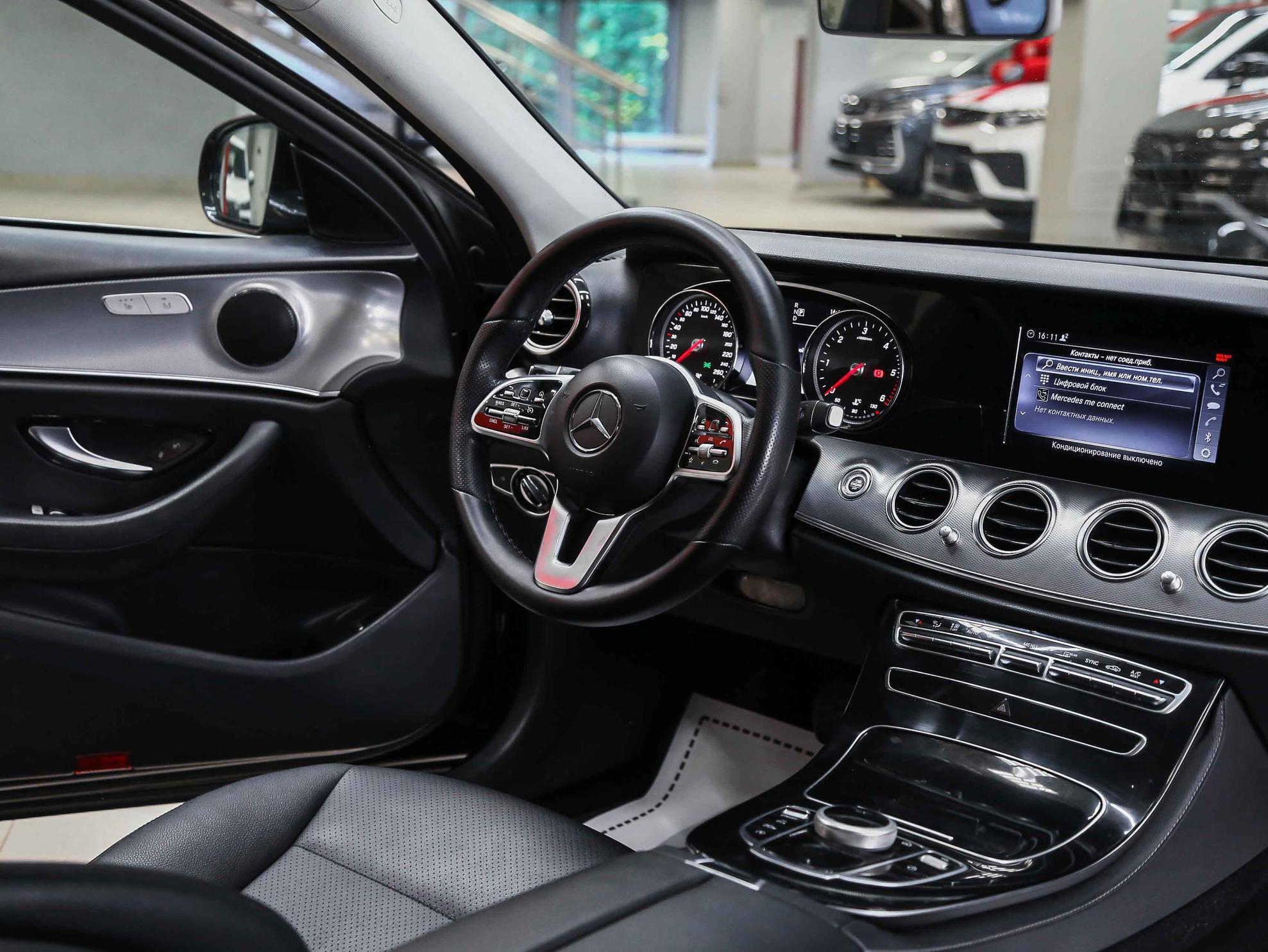 Mercedes-Benz E-Класс 2019, черный, ДЦ Орехово
