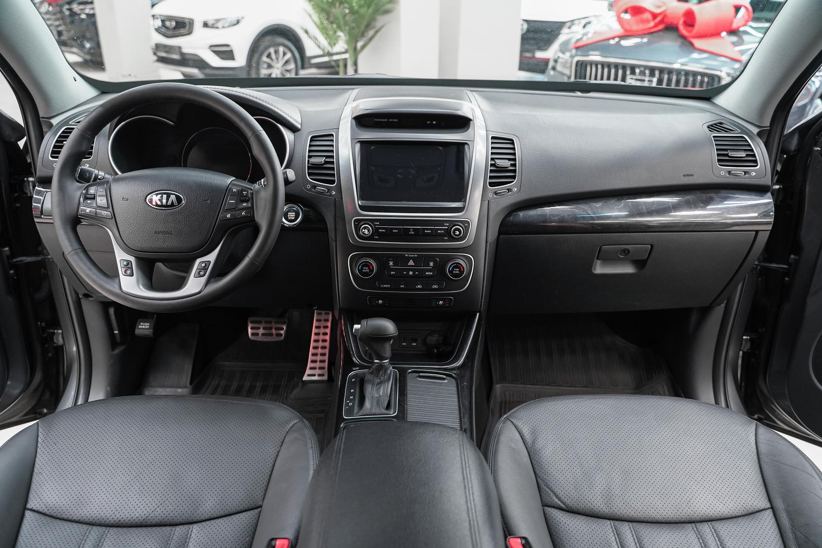 Kia Sorento 2014, серый, ДЦ Орехово