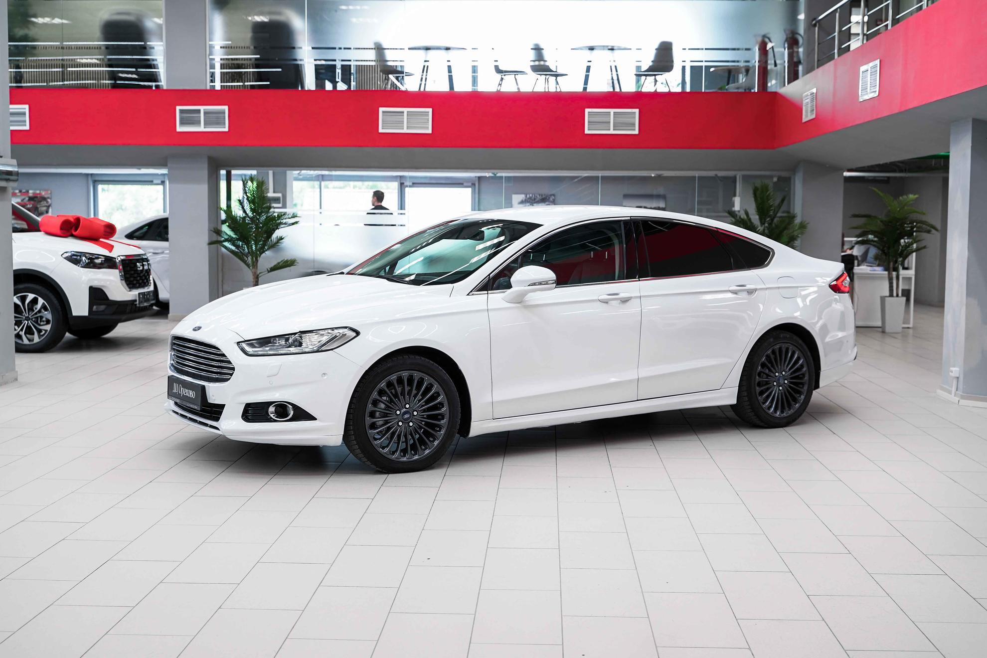 Ford Mondeo 2014, белый, ДЦ Орехово
