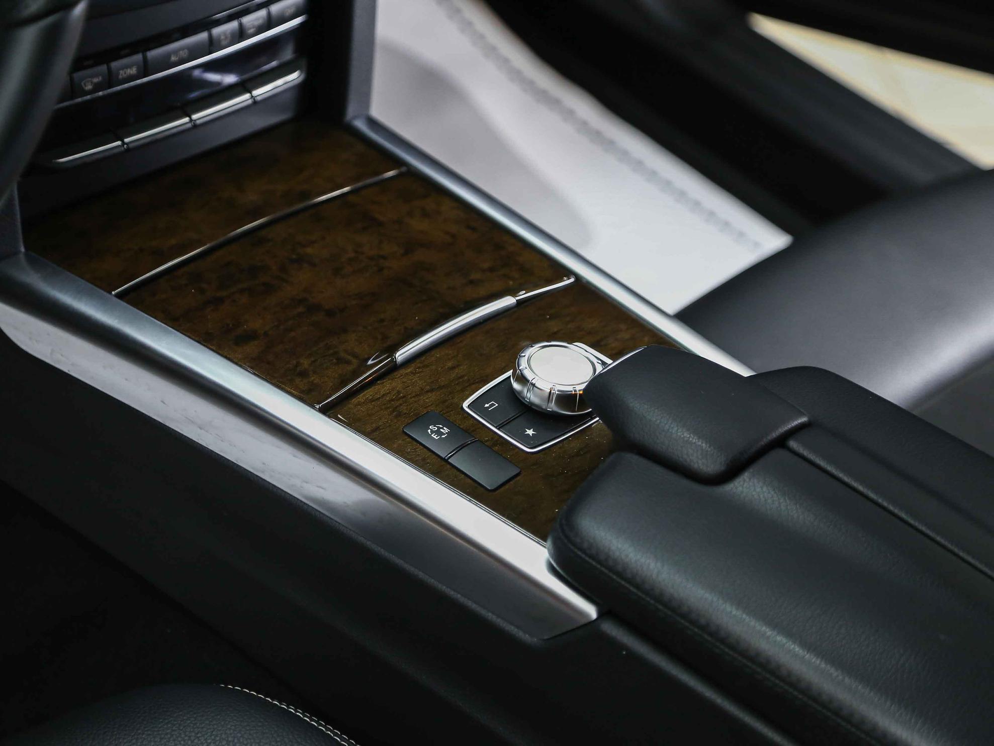 Mercedes-Benz E-Класс 2014, серый, ДЦ Орехово