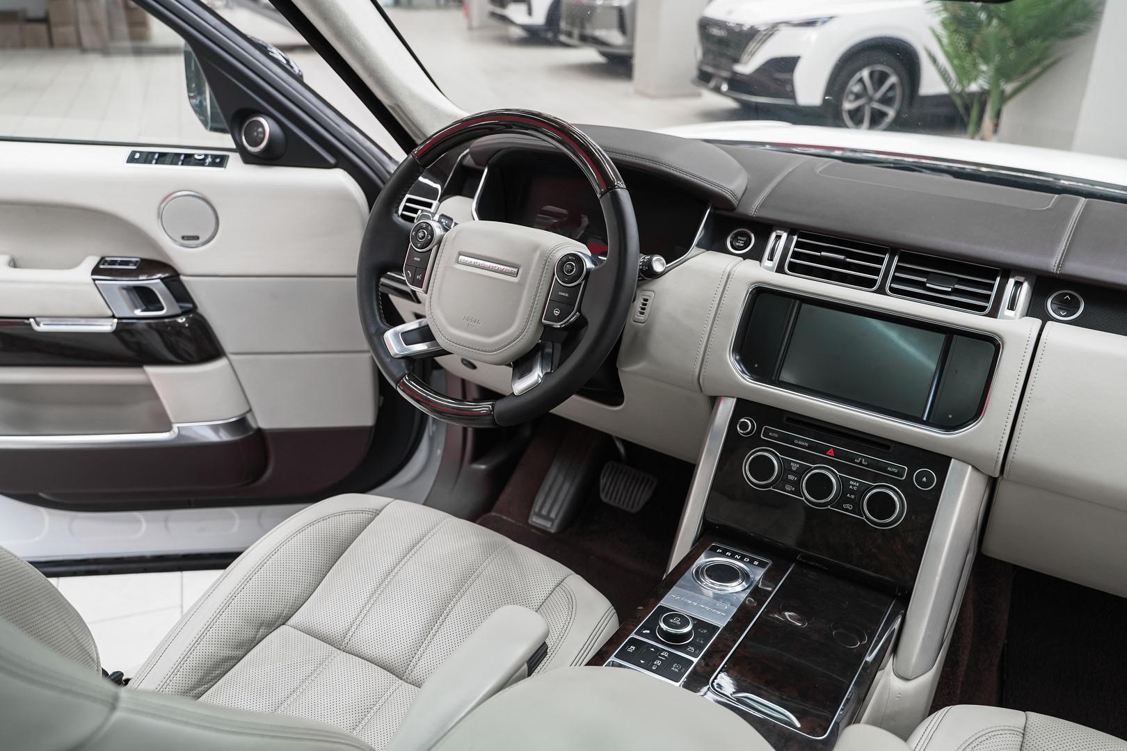 Land Rover Range Rover 2015, белый, ДЦ Орехово