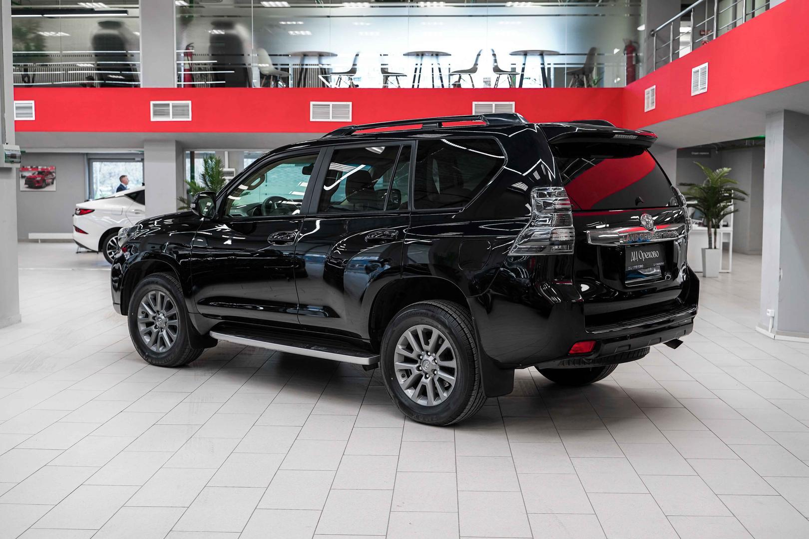Toyota Land Cruiser Prado 2016, черный, ДЦ Орехово