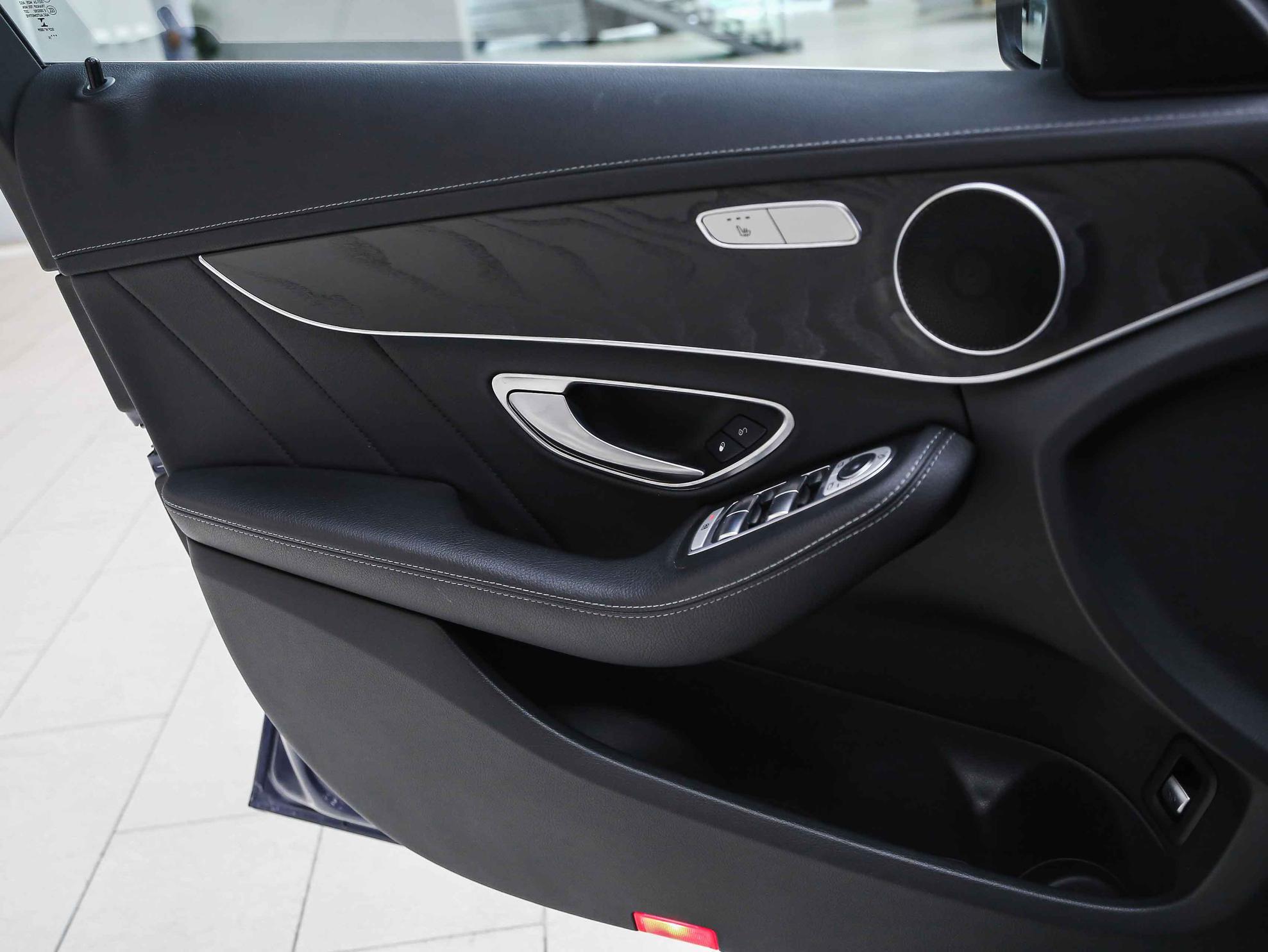 Mercedes-Benz C-Класс 2015, синий, ДЦ Орехово