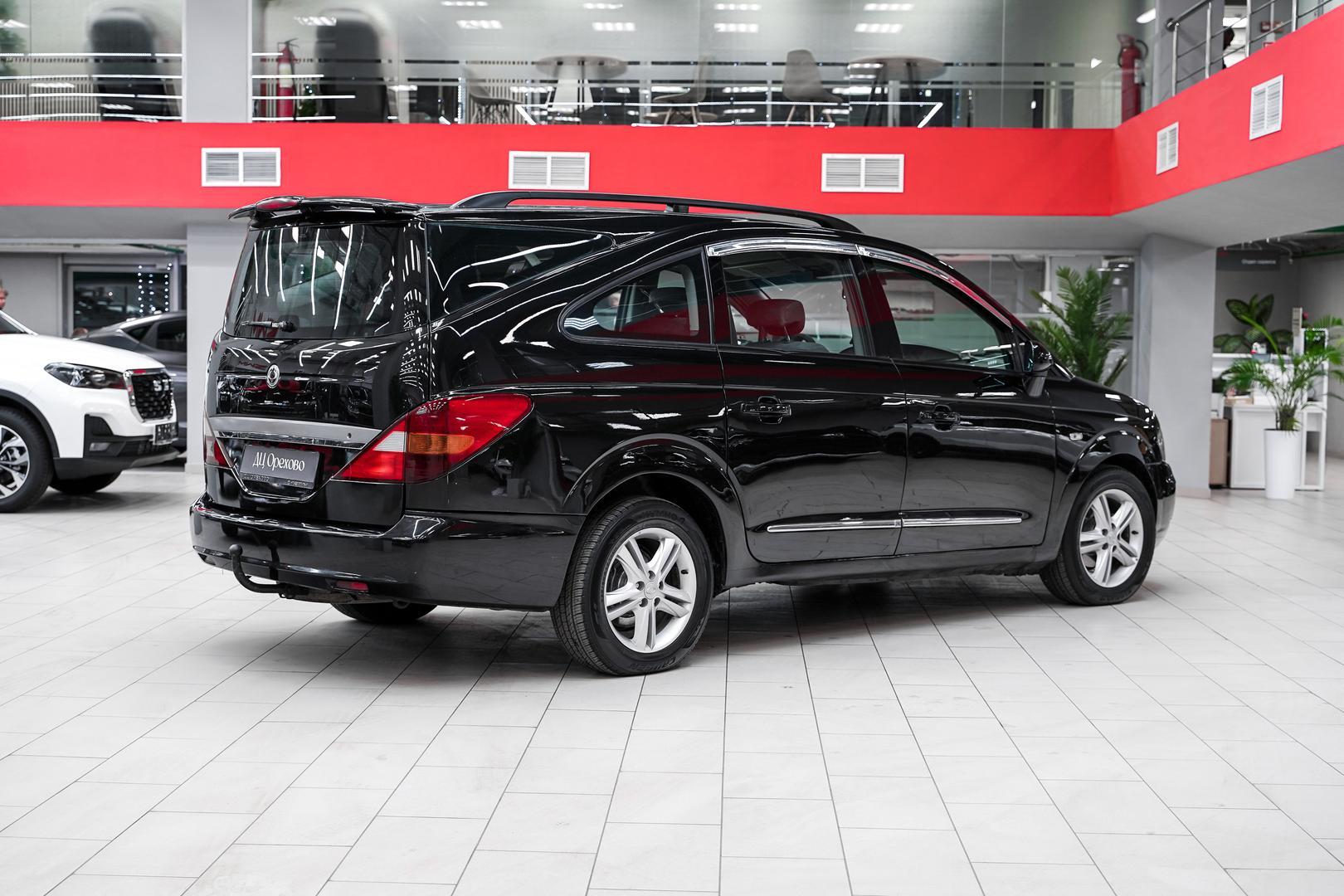 SsangYong Rodius 2011, черный, ДЦ Орехово