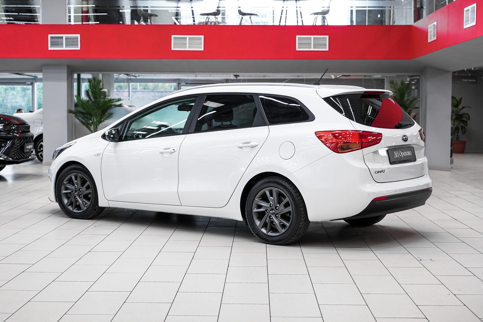 Kia Ceed 2016, белый, ДЦ Орехово