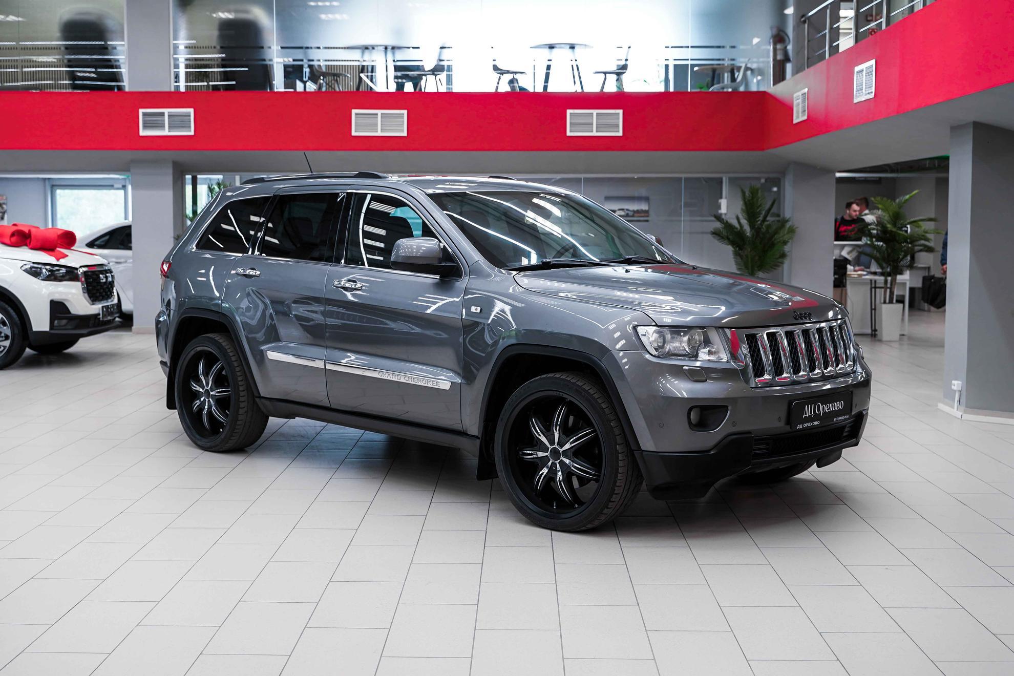Jeep Grand Cherokee 2012, серый, ДЦ Орехово