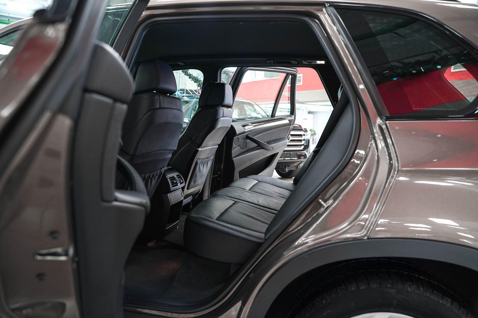 BMW X5 2012, коричневый, ДЦ Орехово