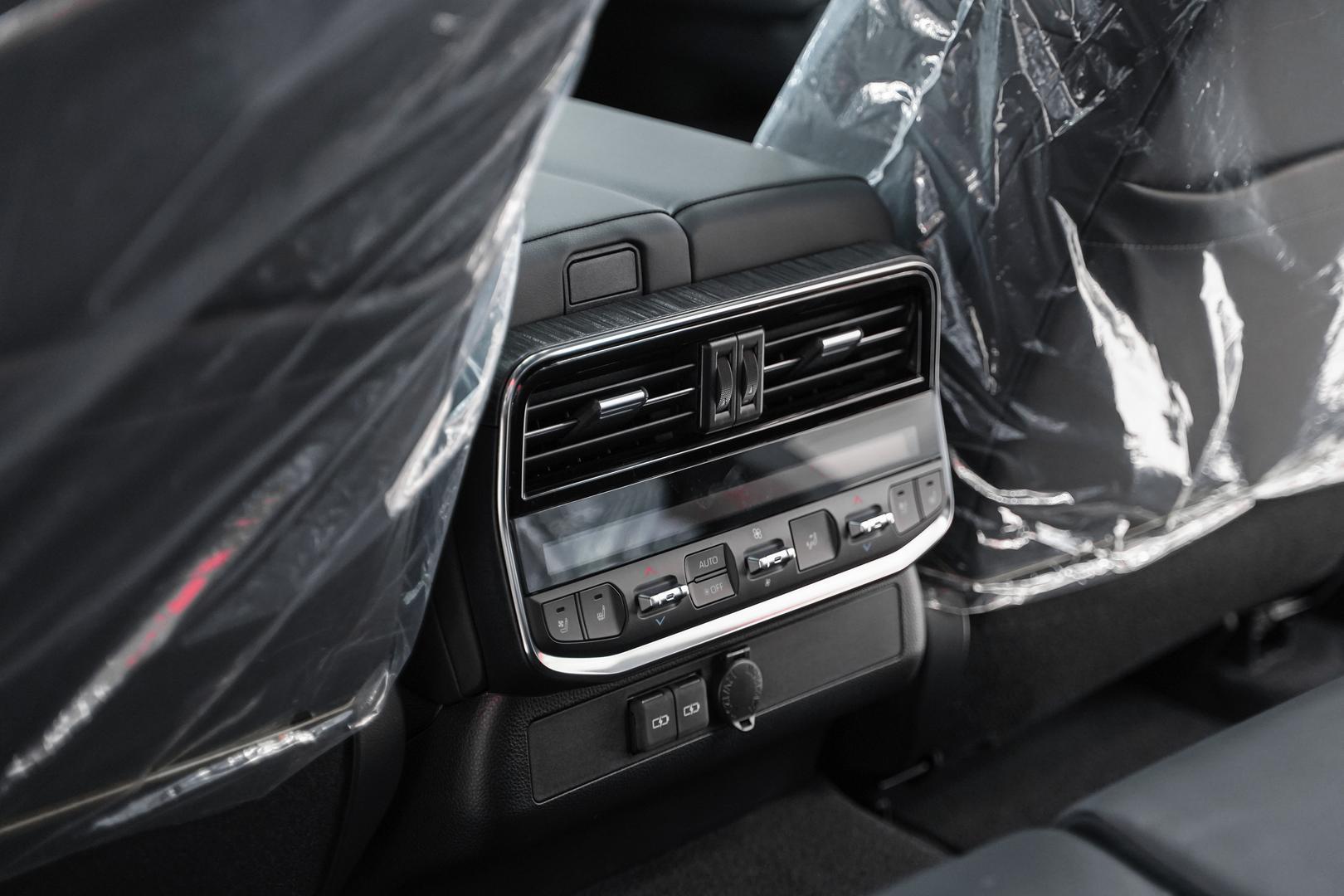 Toyota Land Cruiser 2025, черный, ДЦ Орехово
