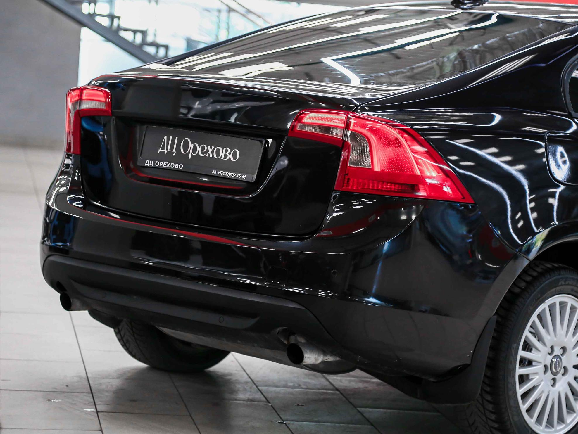 Volvo S60 2010, черный, ДЦ Орехово