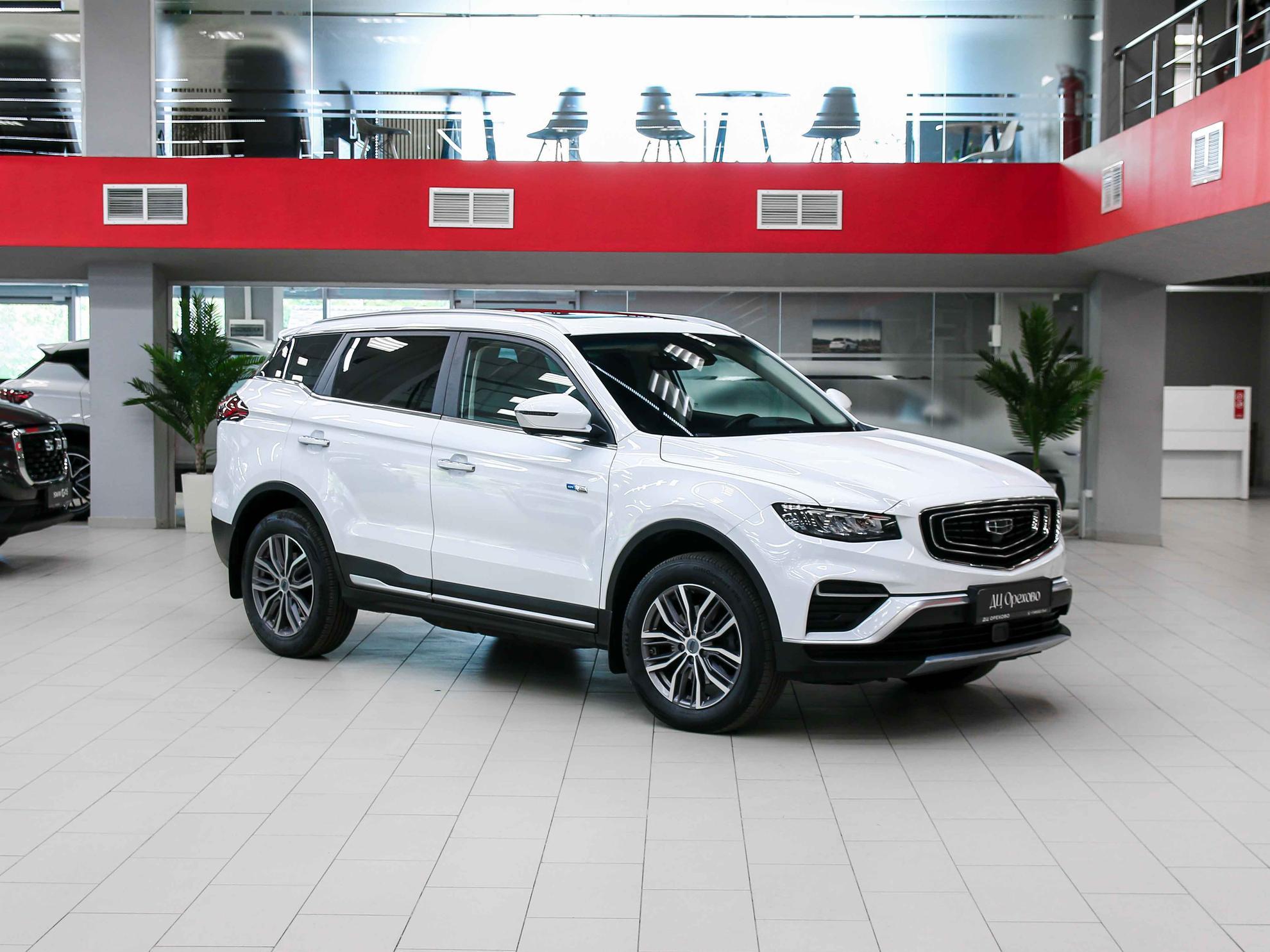 Geely Atlas Pro 2022, белый, ДЦ Орехово