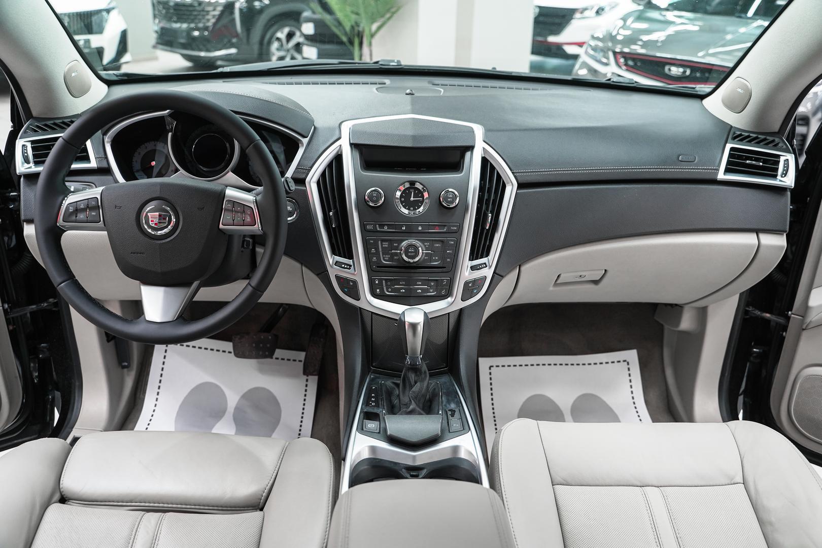 Cadillac SRX 2012, черный, ДЦ Орехово