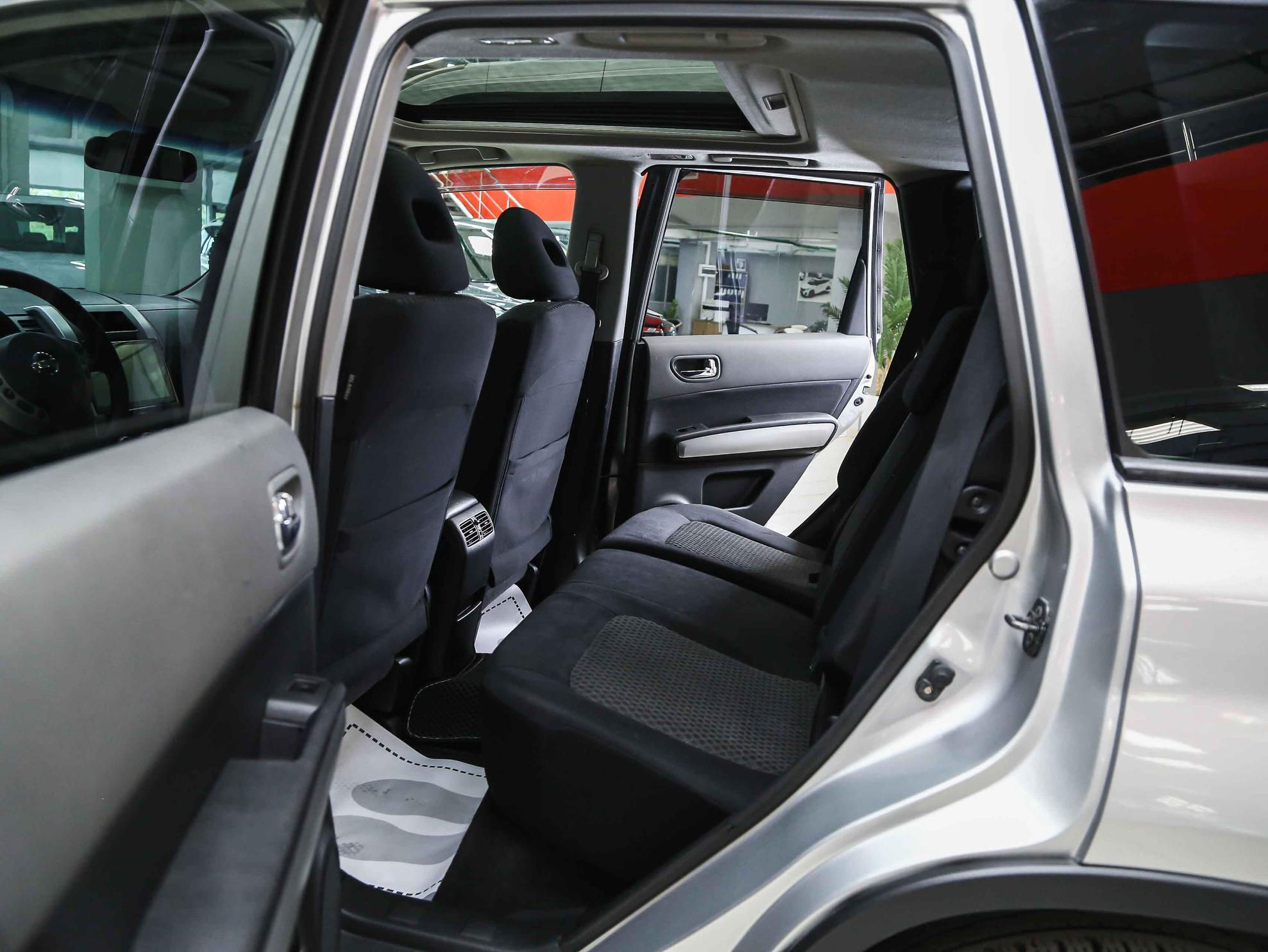 Nissan X-Trail 2007, серебряный, ДЦ Орехово