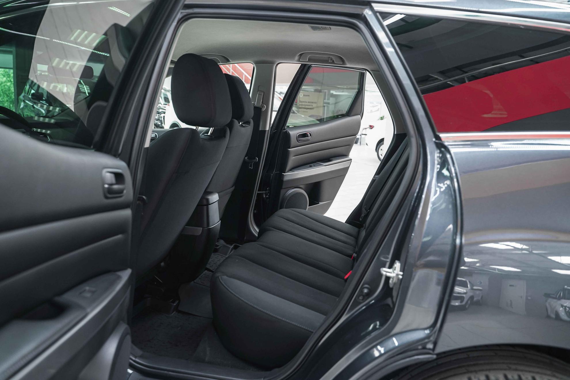Mazda CX-7 2011, серый, ДЦ Орехово
