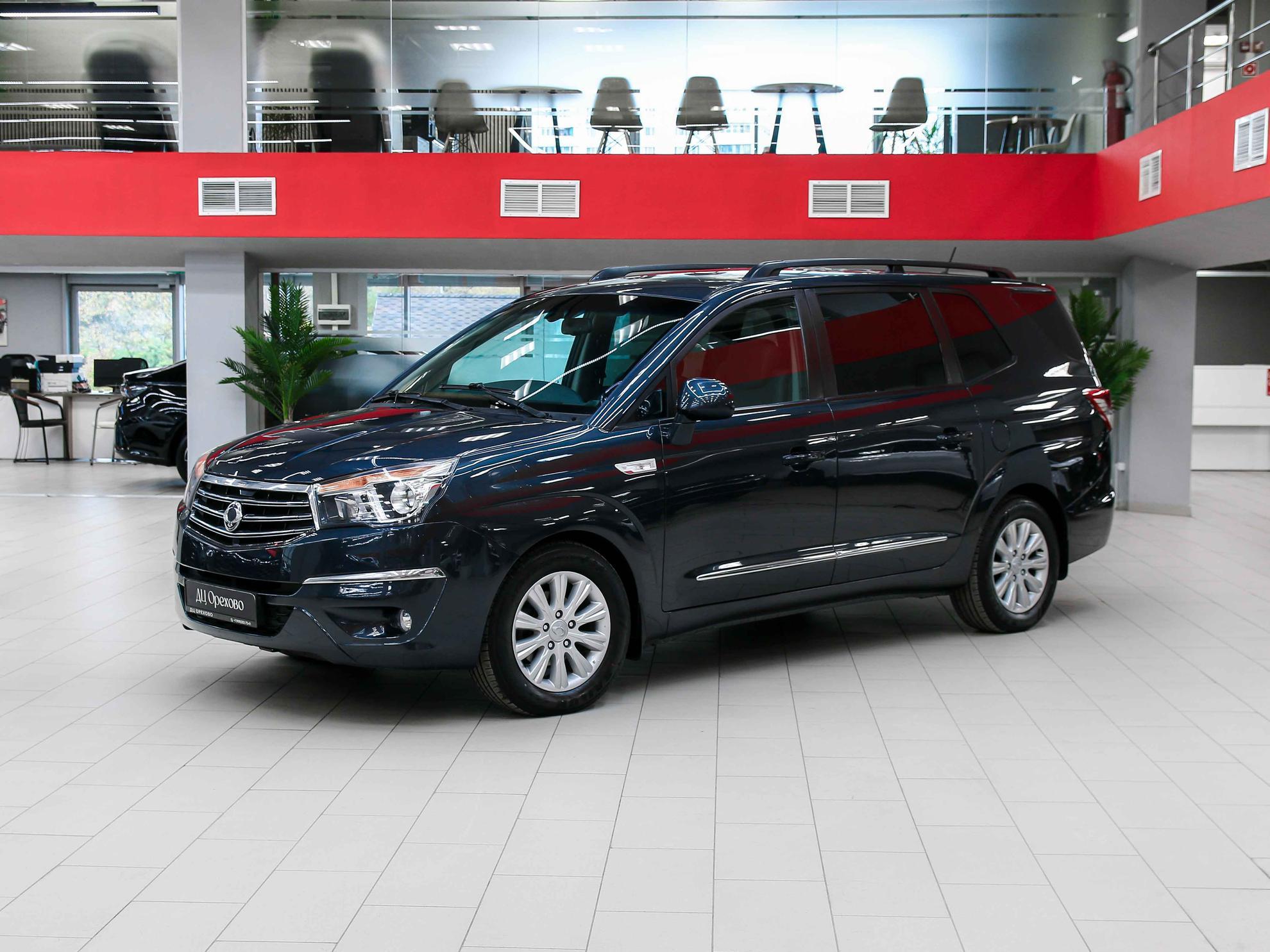 SsangYong Stavic 2013, серый, ДЦ Орехово