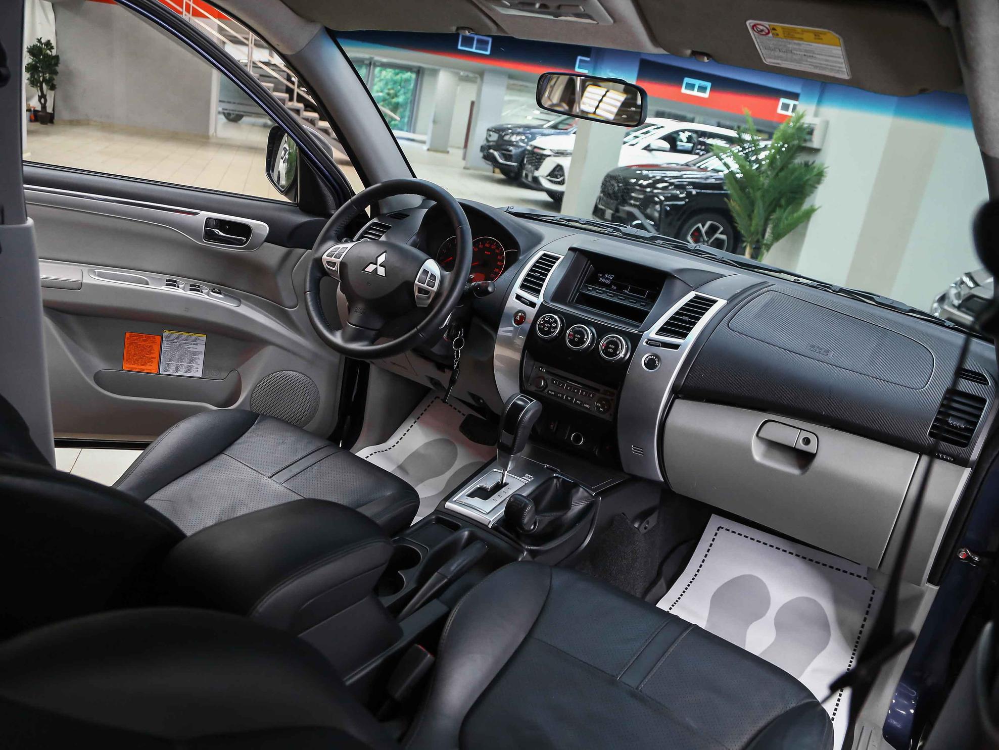 Mitsubishi Pajero Sport 2014, синий, ДЦ Орехово