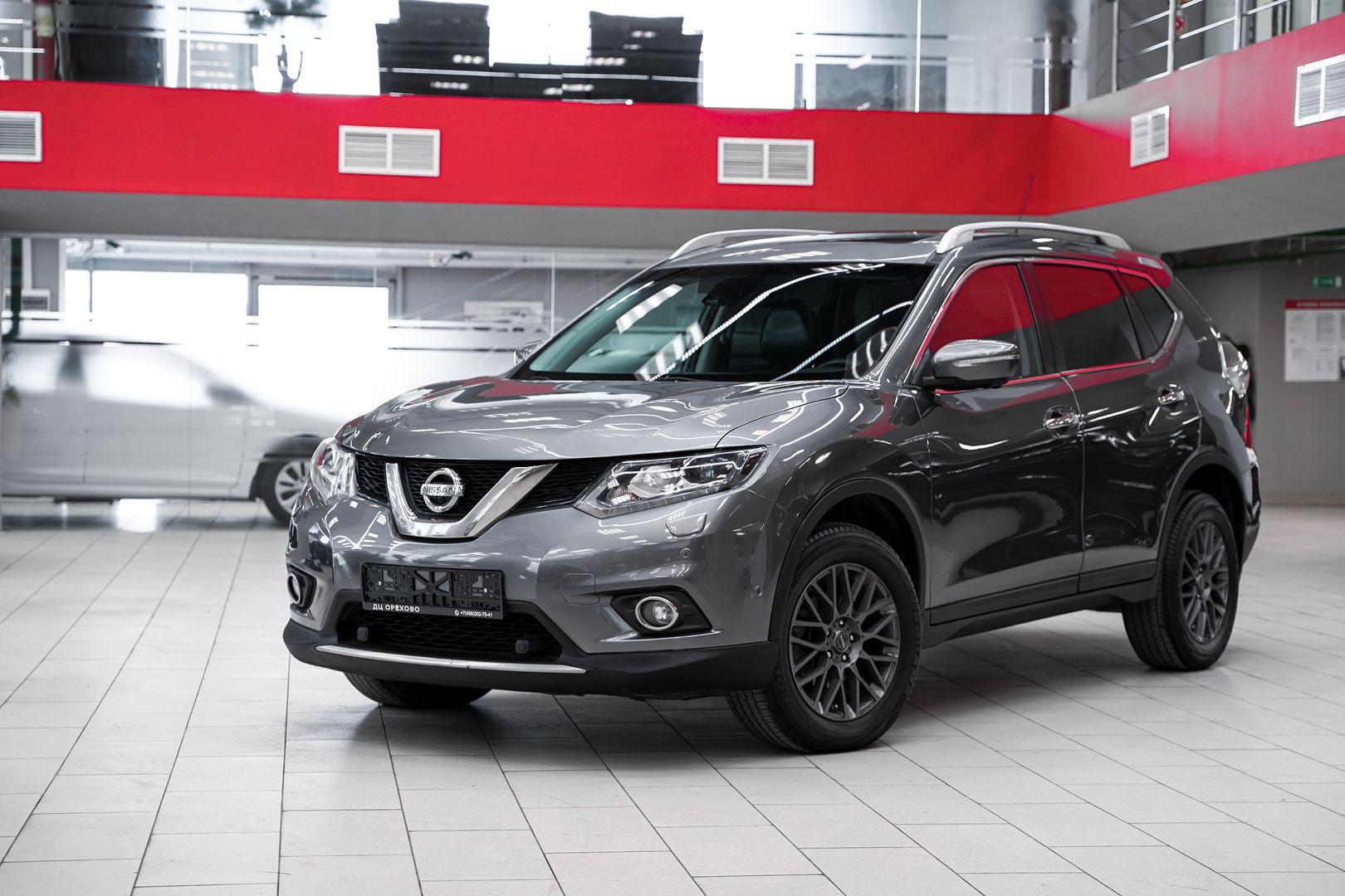 Nissan X-Trail 2016, серый, ДЦ Орехово