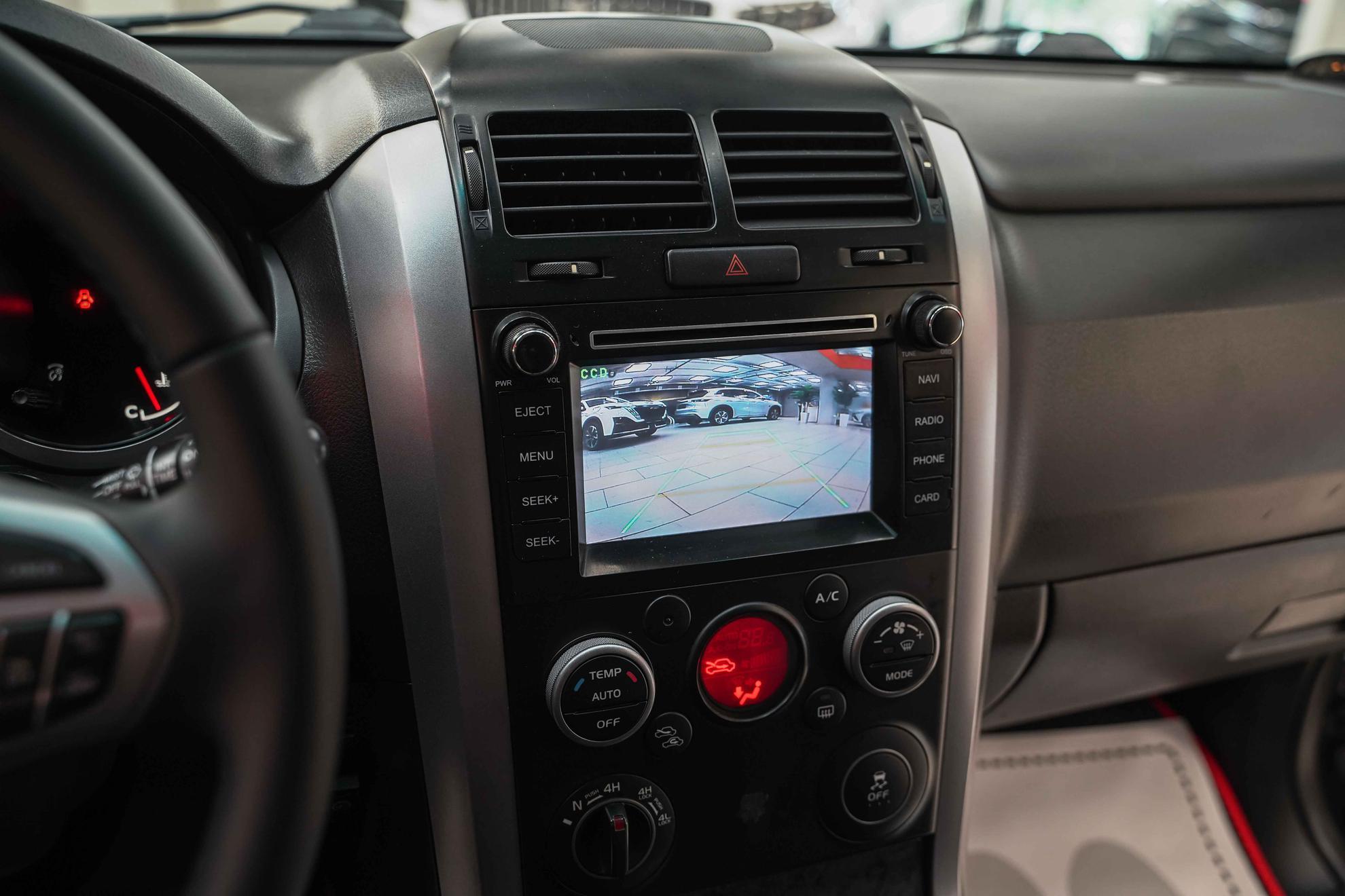 Suzuki Grand Vitara 2013, серый, ДЦ Орехово