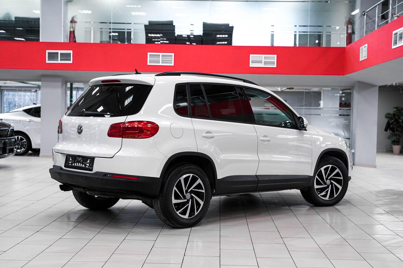Volkswagen Tiguan 2013, белый, ДЦ Орехово