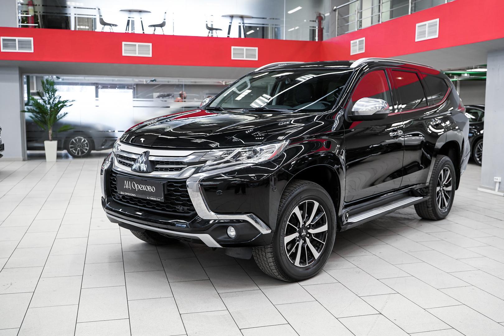 Mitsubishi Pajero Sport 2017, черный, ДЦ Орехово