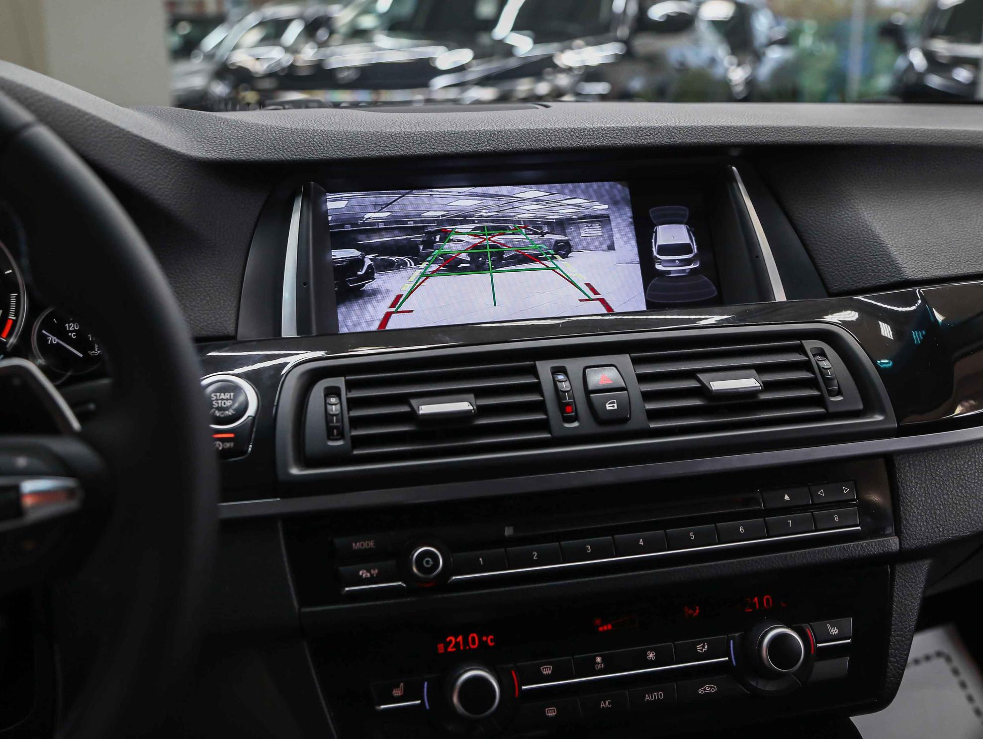 BMW 5 серии 2014, синий, ДЦ Орехово
