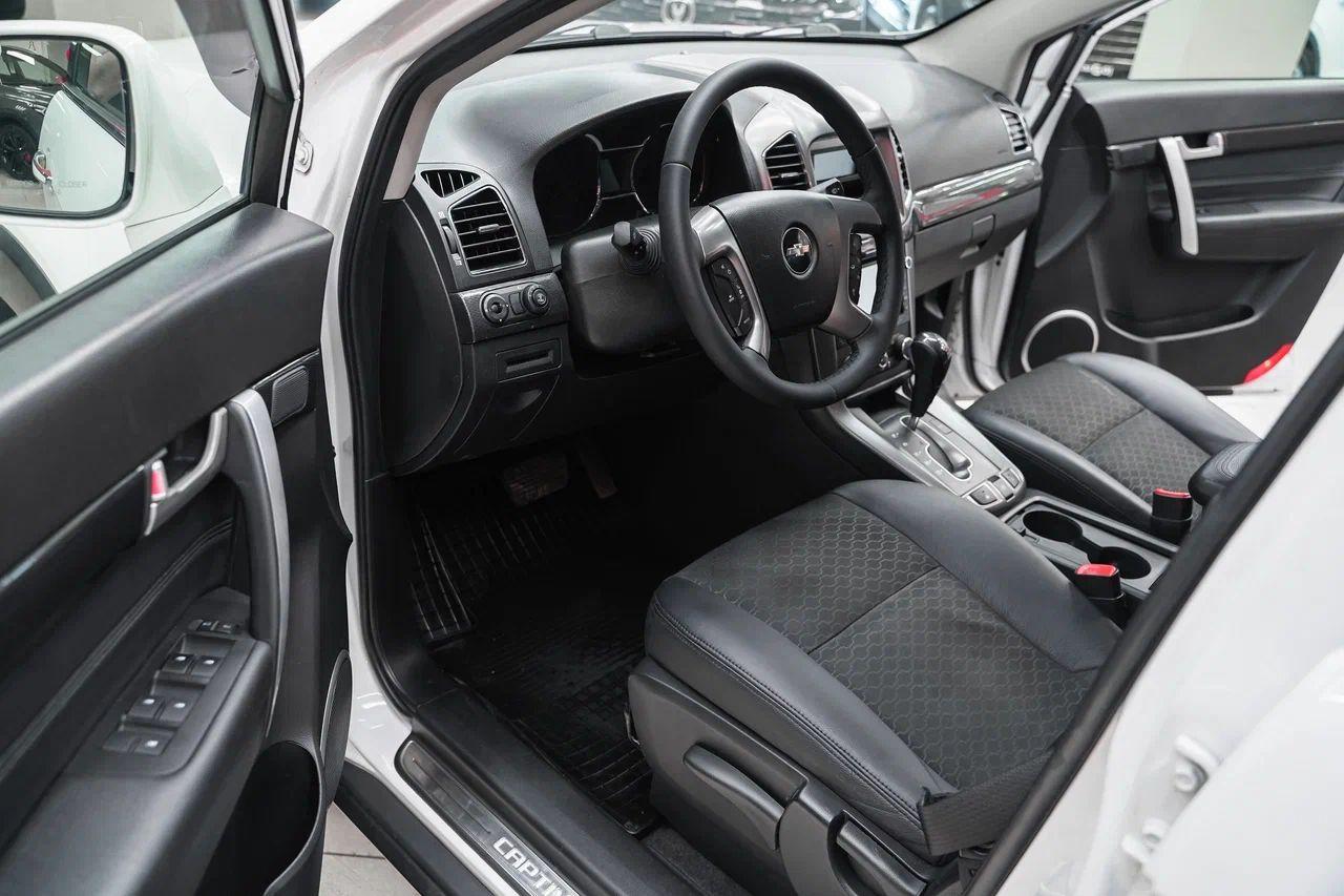 Chevrolet Captiva 2014, белый, ДЦ Орехово