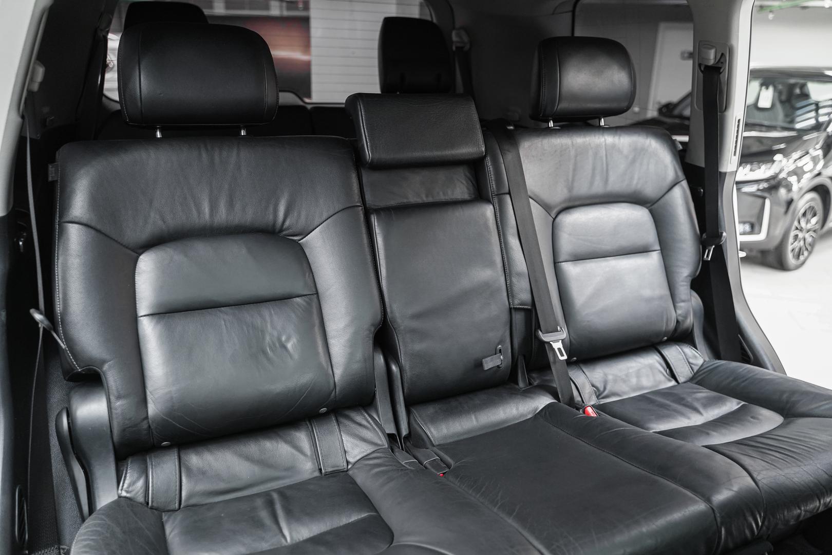 Toyota Land Cruiser 2011, белый, ДЦ Орехово
