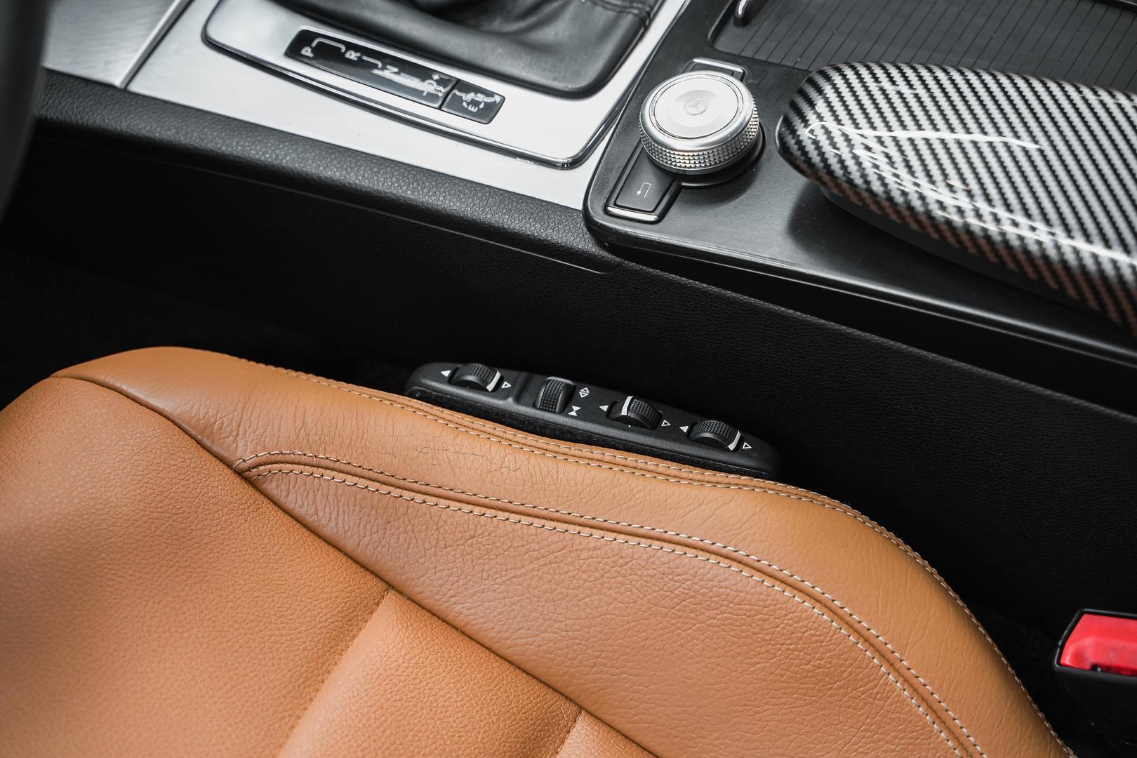 Mercedes-Benz E-Класс 2012, голубой, ДЦ Орехово