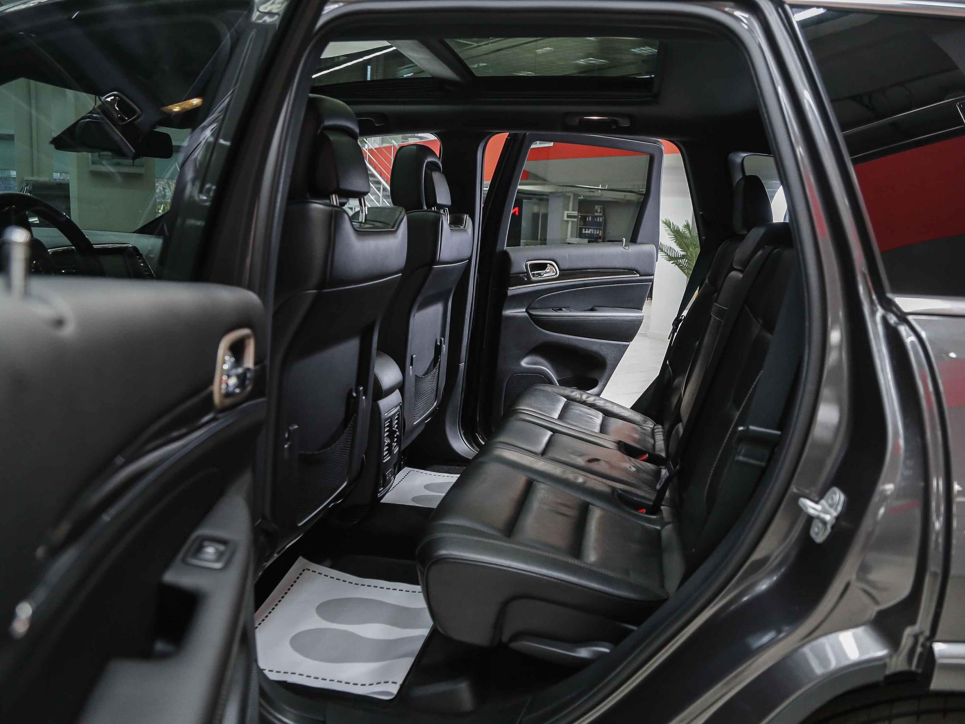 Jeep Grand Cherokee 2013, серый, ДЦ Орехово