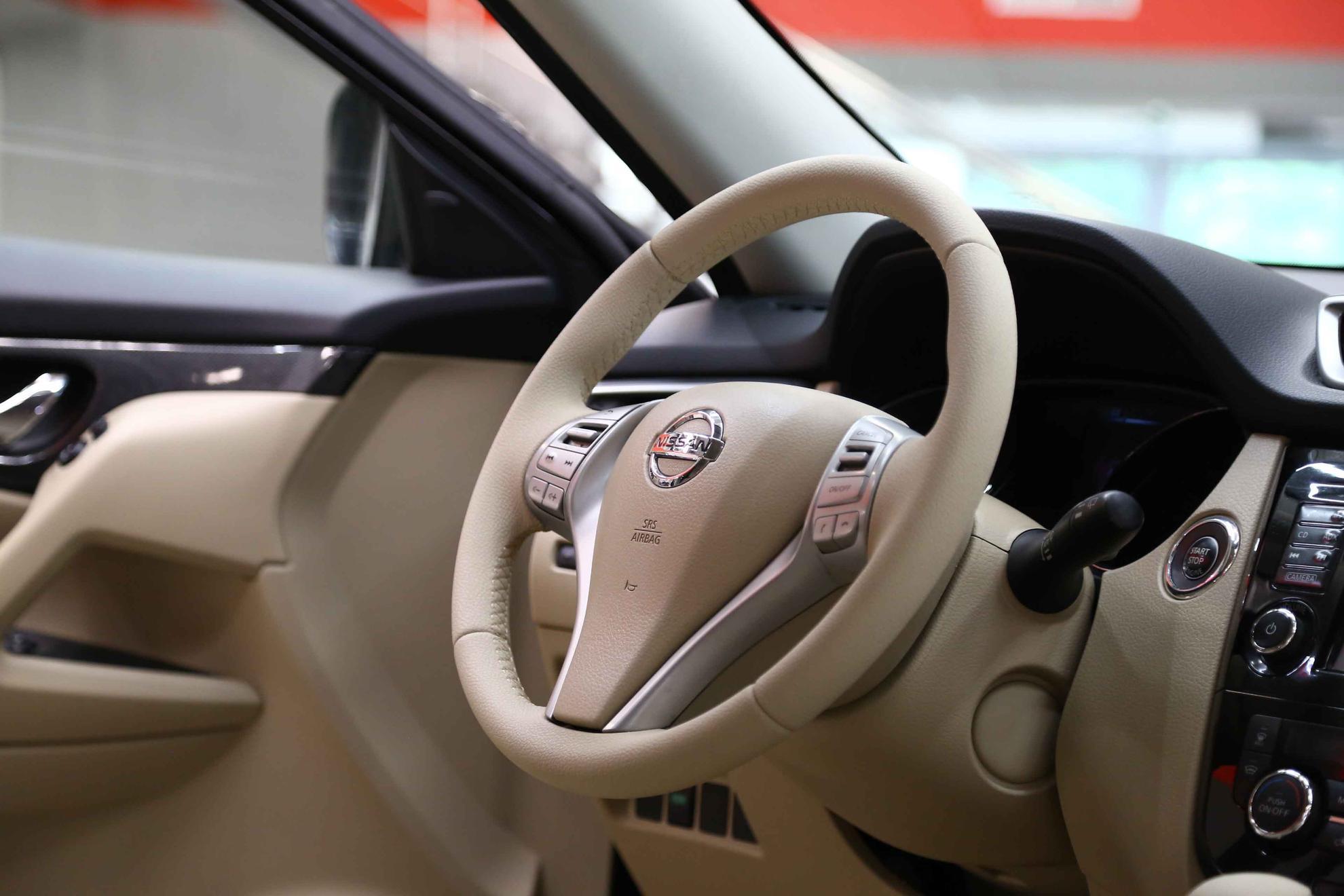 Nissan X-Trail 2016, черный, ДЦ Орехово