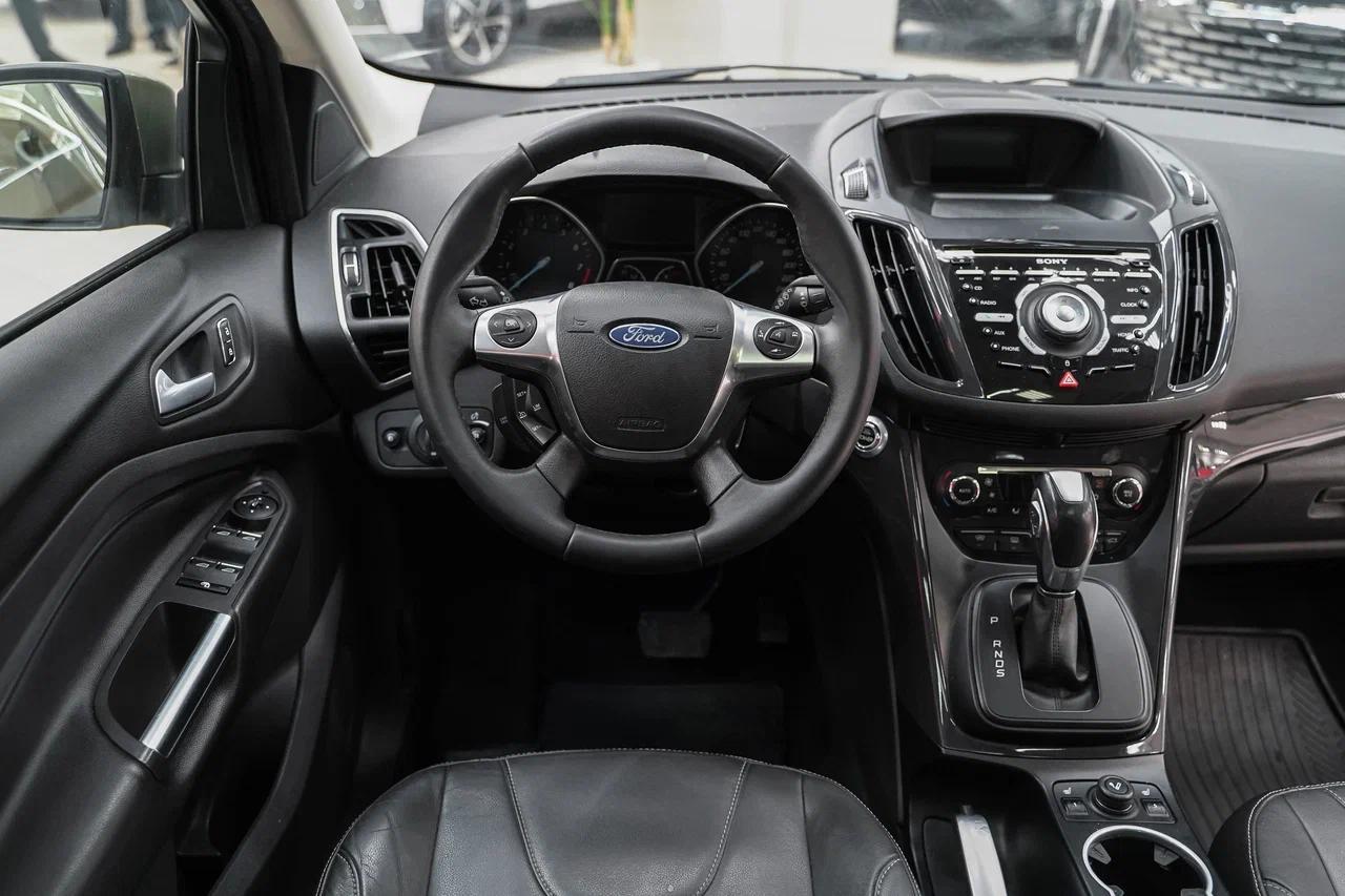 Ford Kuga 2013, серый, ДЦ Орехово